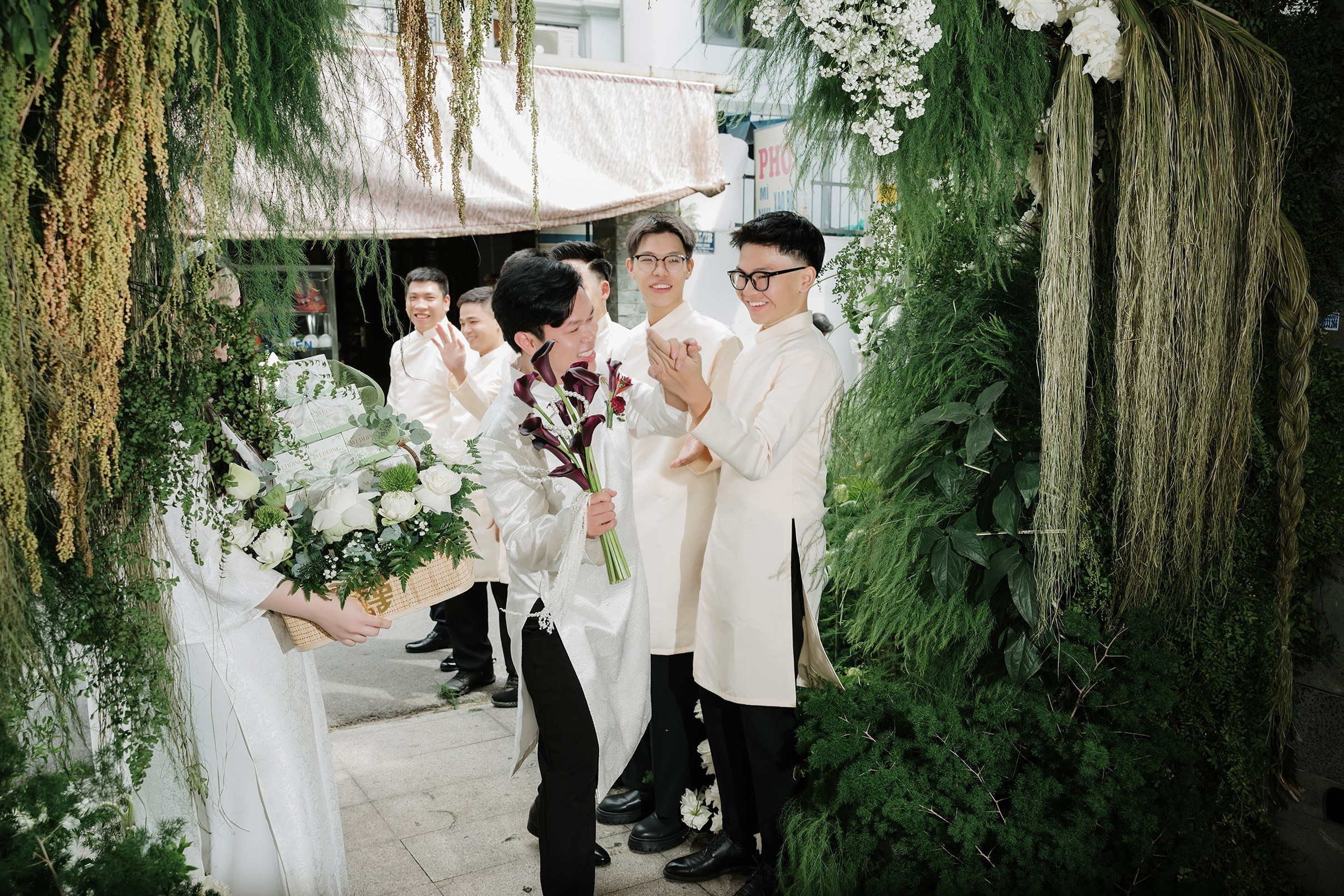 Engagement | NHI + LUAN & LINH + QUY. Saigon Wedding Present | Art Beyond Moments