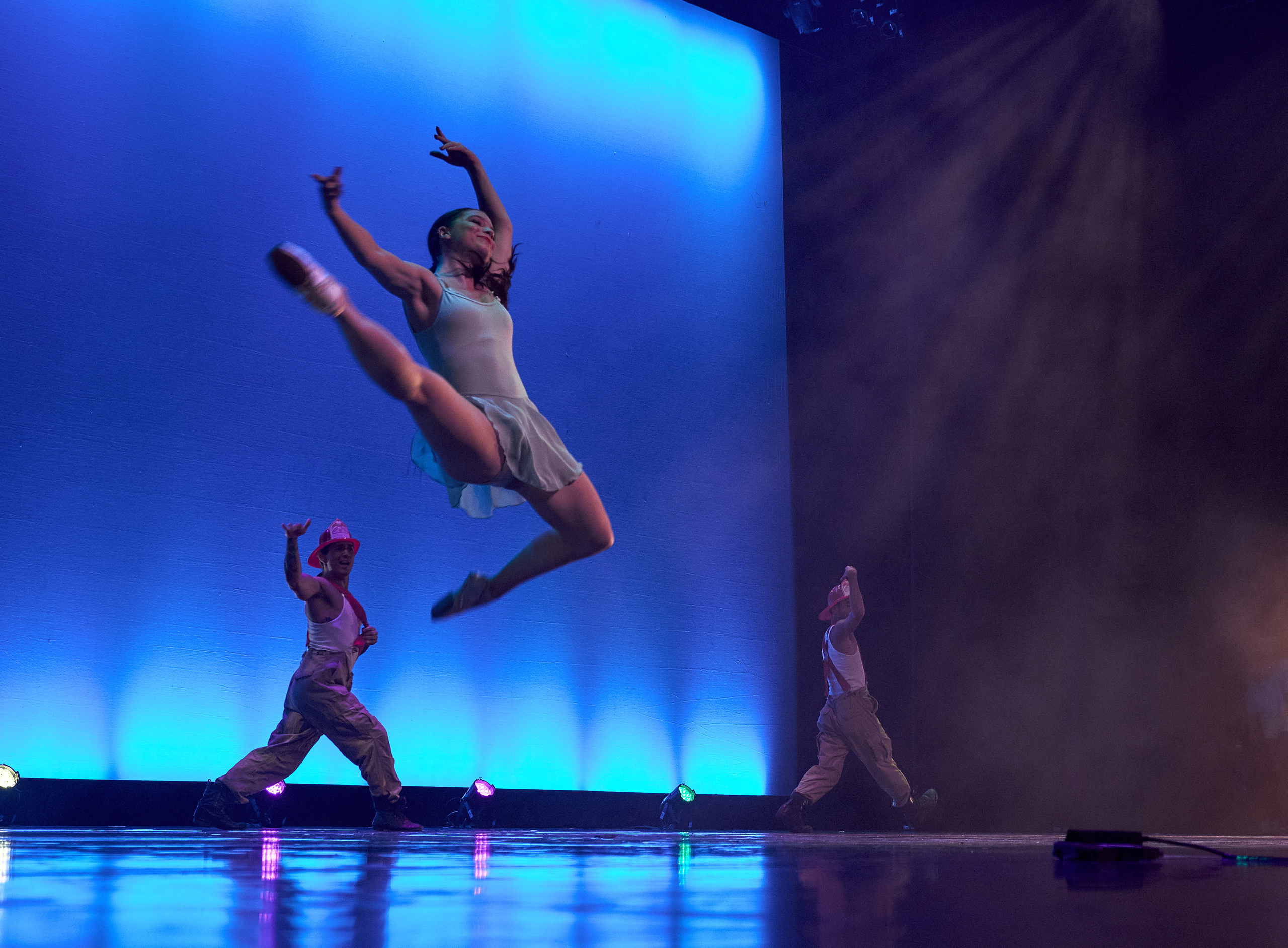 ODYSSEY DANCE THEATER. USA. Middle East Photo Agency — Свадьбы, Бар и Бат-мицва, Брит, Театр, Магниты, Портреты