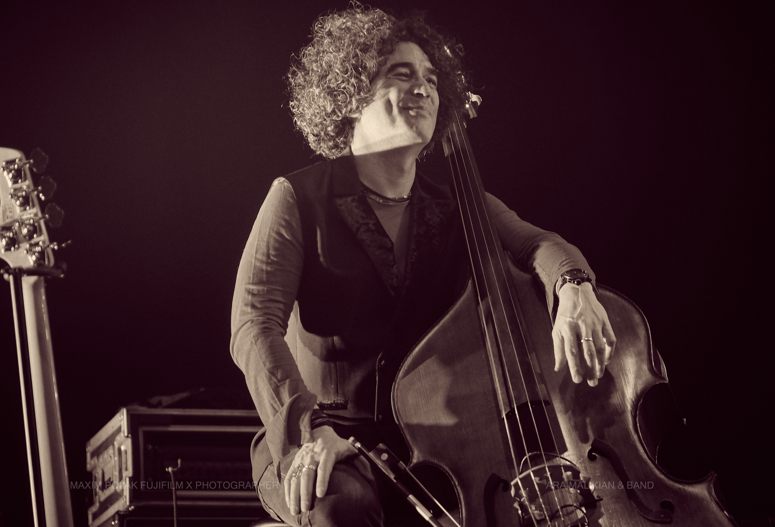 ARA MALIKIAN. Middle East Photo Agency סוכנות צילום המזרח התיכון — צילום מקצועי והדפסת מגנטים לאירועים