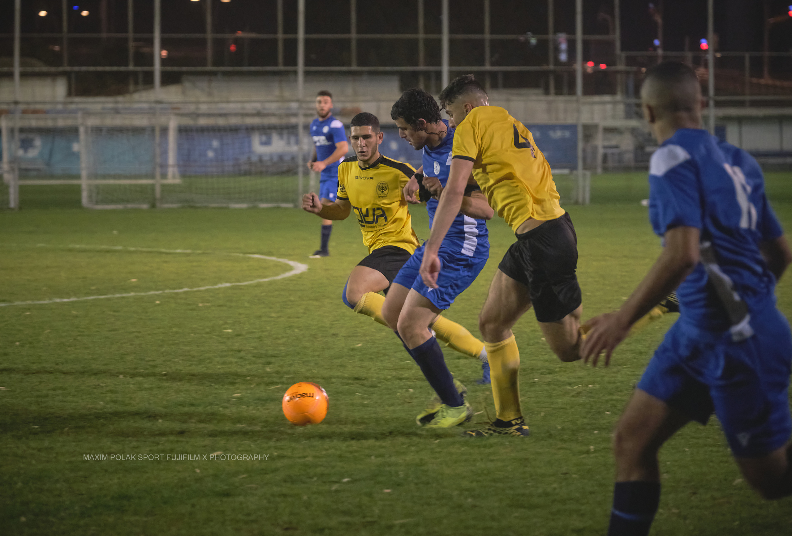 כדורגל. Middle East Photo Agency — Weddings, Bar & Bat Mitzvahs, Brit Milah, Theater, Magnets, Portraits