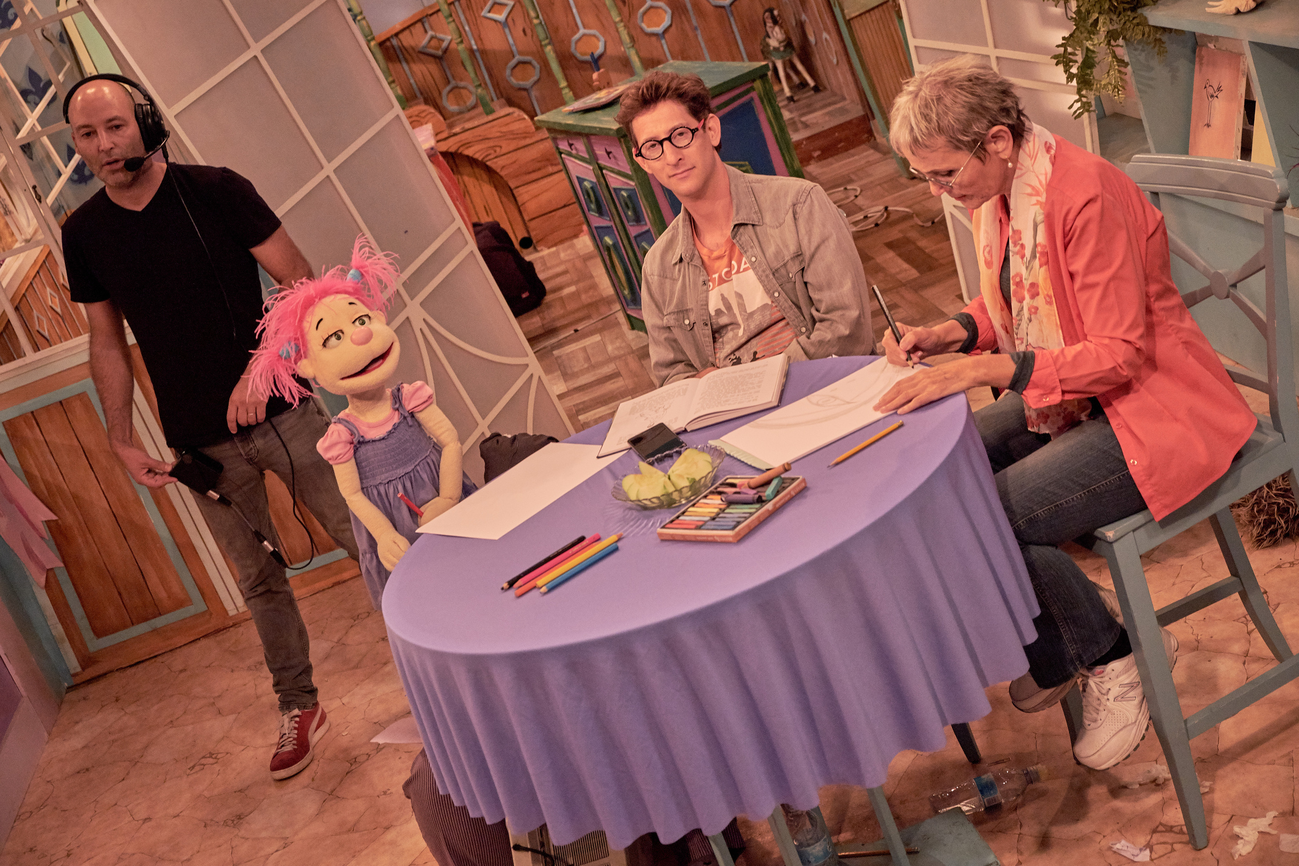 TV HINUHIT. Middle East Photo Agency — Свадьбы, Бар и Бат-мицва, Брит, Театр, Магниты, Портреты