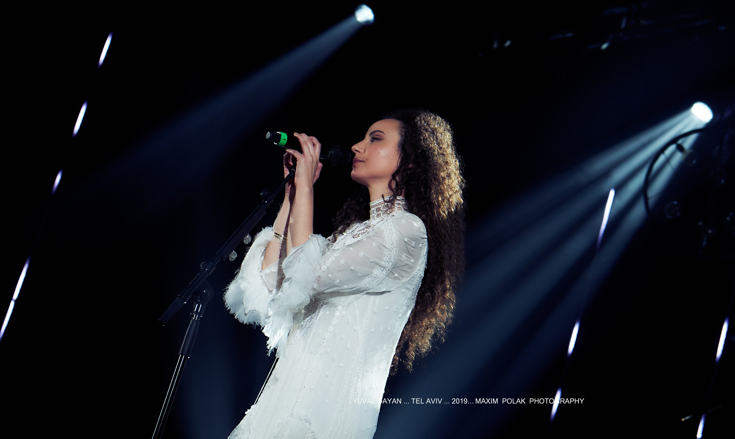 YUVAL DAYAN. Middle East Photo Agency סוכנות צילום המזרח התיכון — צילום מקצועי והדפסת מגנטים לאירועים