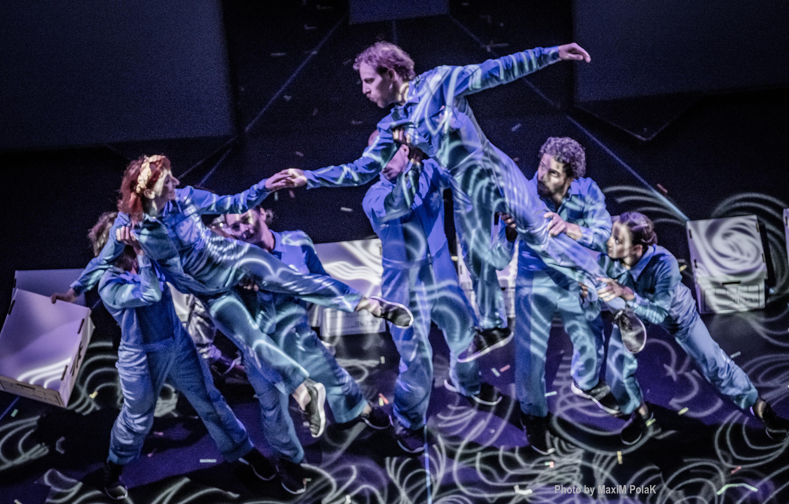 Pilobolus. USA. Middle East Photo Agency — Weddings, Bar & Bat Mitzvahs, Brit Milah, Theater, Magnets, Portraits