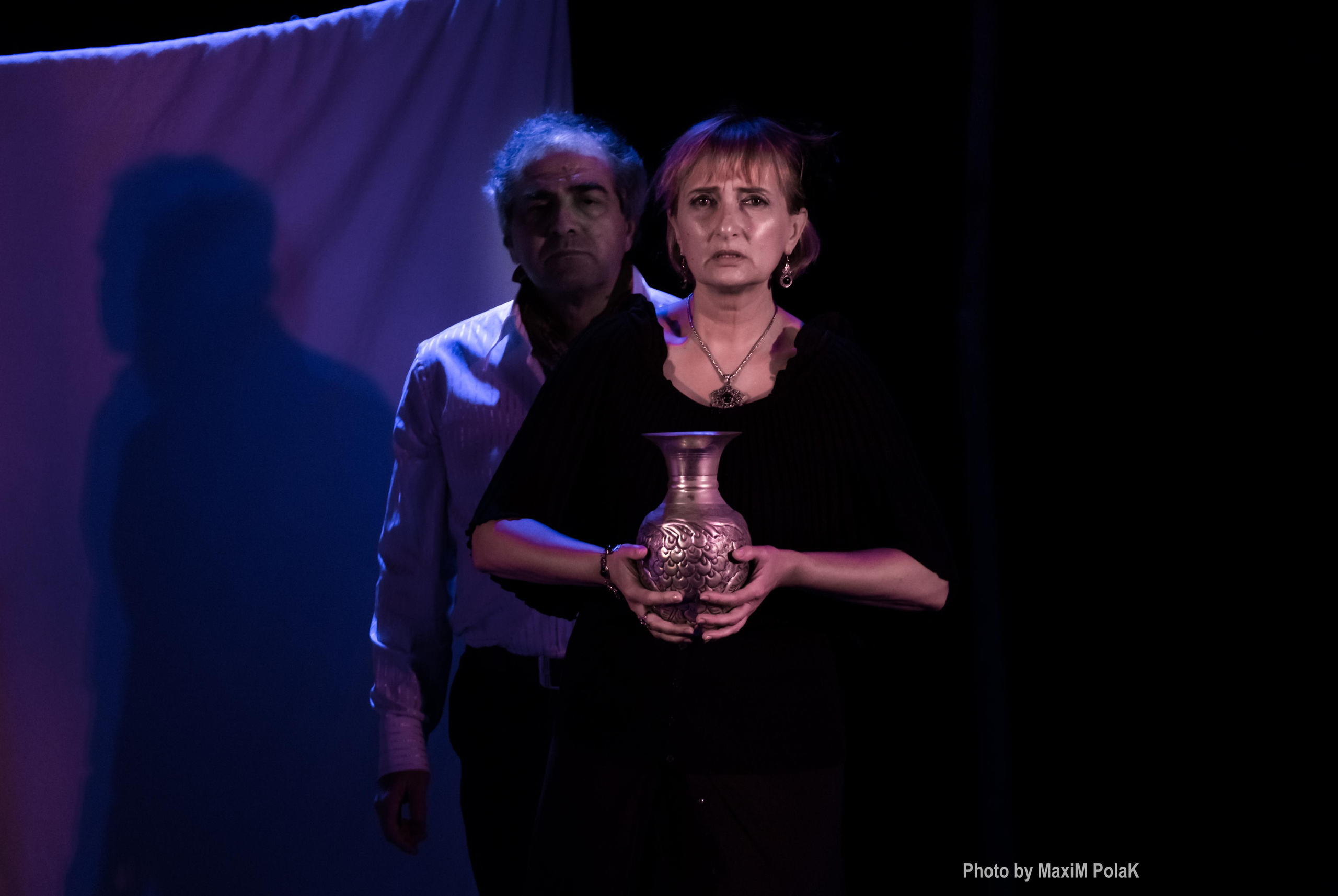 Theater Zero. Middle East Photo Agency סוכנות צילום המזרח התיכון — צילום מקצועי והדפסת מגנטים לאירועים