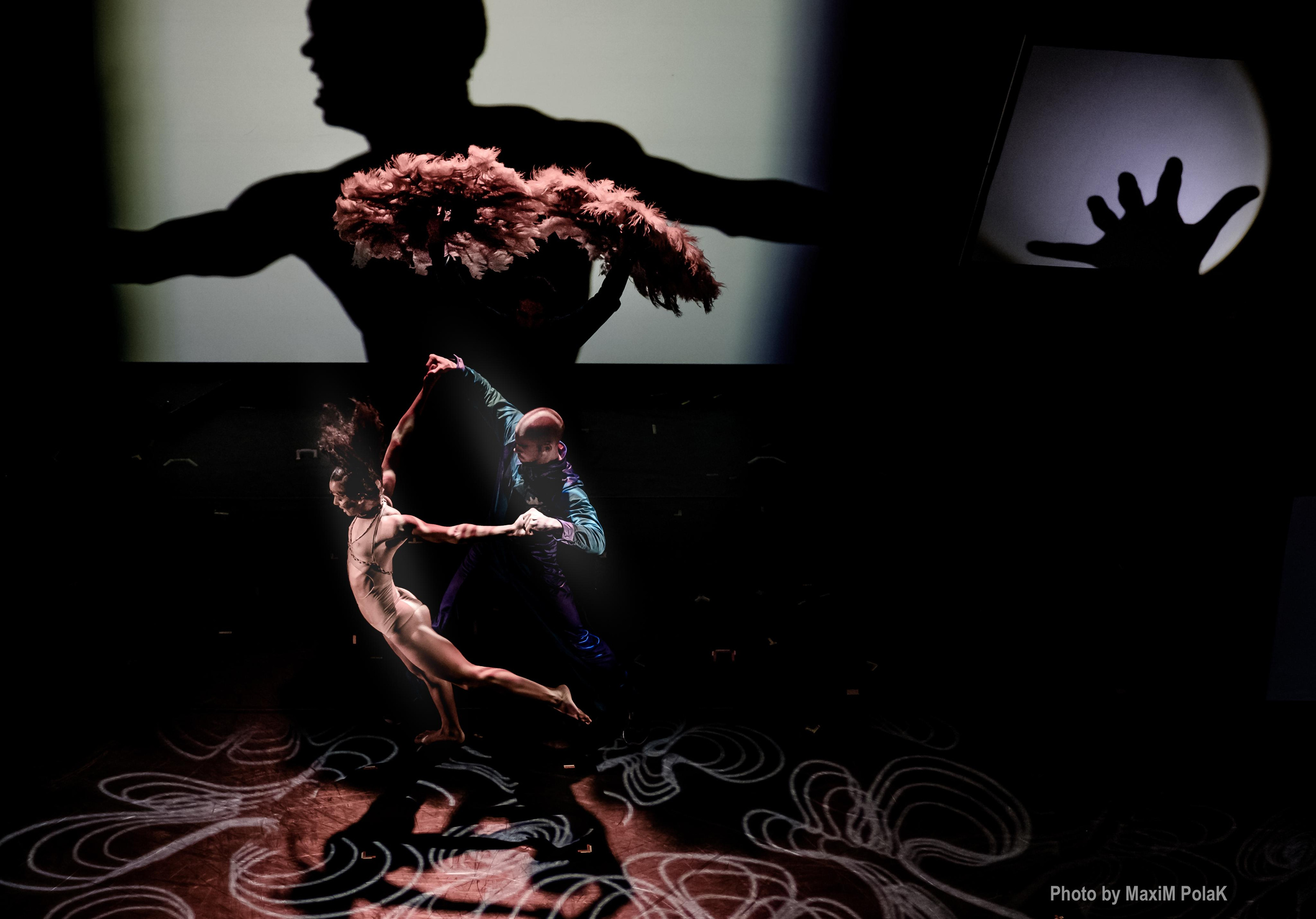 Pilobolus. USA. Middle East Photo Agency — Weddings, Bar & Bat Mitzvahs, Brit Milah, Theater, Magnets, Portraits