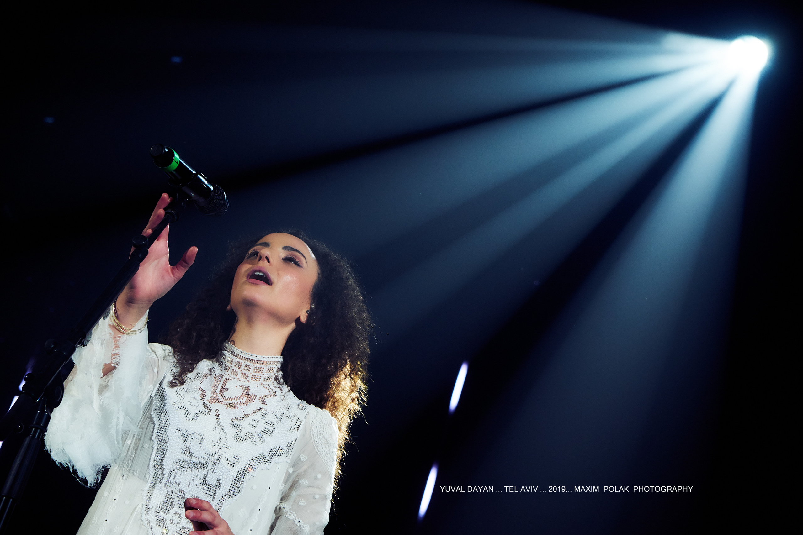 YUVAL DAYAN. Middle East Photo Agency סוכנות צילום המזרח התיכון — צילום מקצועי והדפסת מגנטים לאירועים