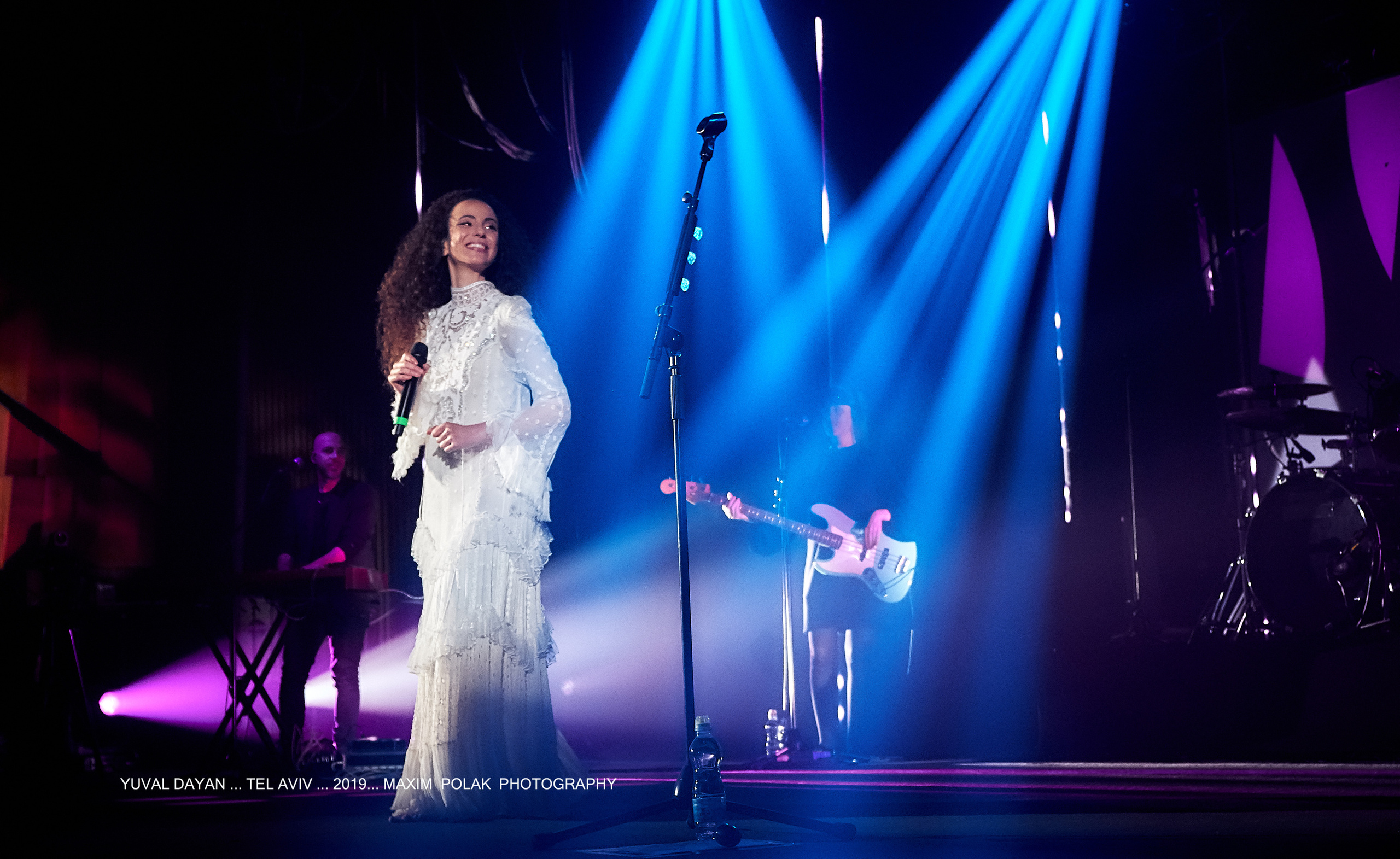 YUVAL DAYAN. Middle East Photo Agency סוכנות צילום המזרח התיכון — צילום מקצועי והדפסת מגנטים לאירועים