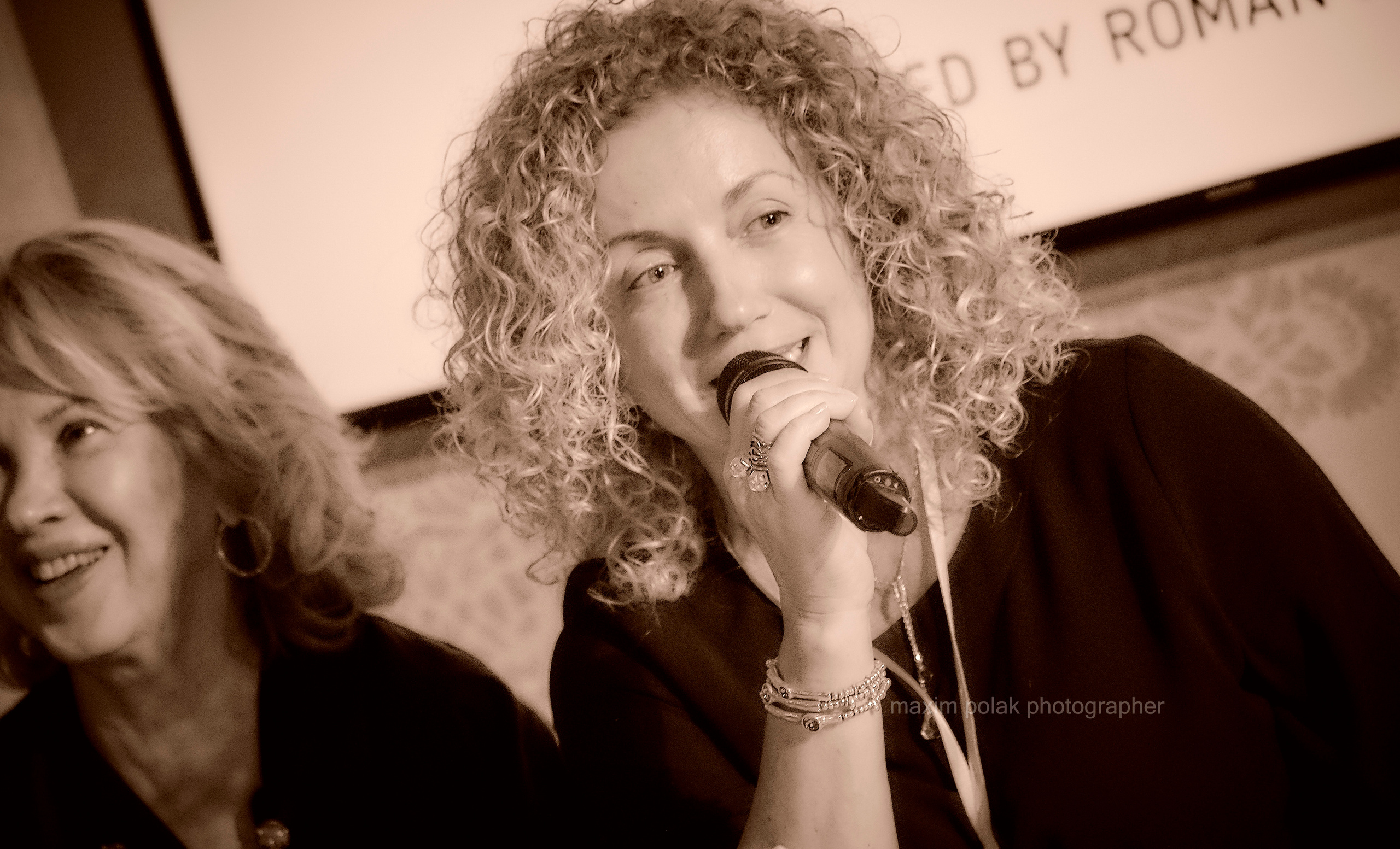 MXT Moscow. Middle East Photo Agency סוכנות צילום המזרח התיכון — צילום מקצועי והדפסת מגנטים לאירועים