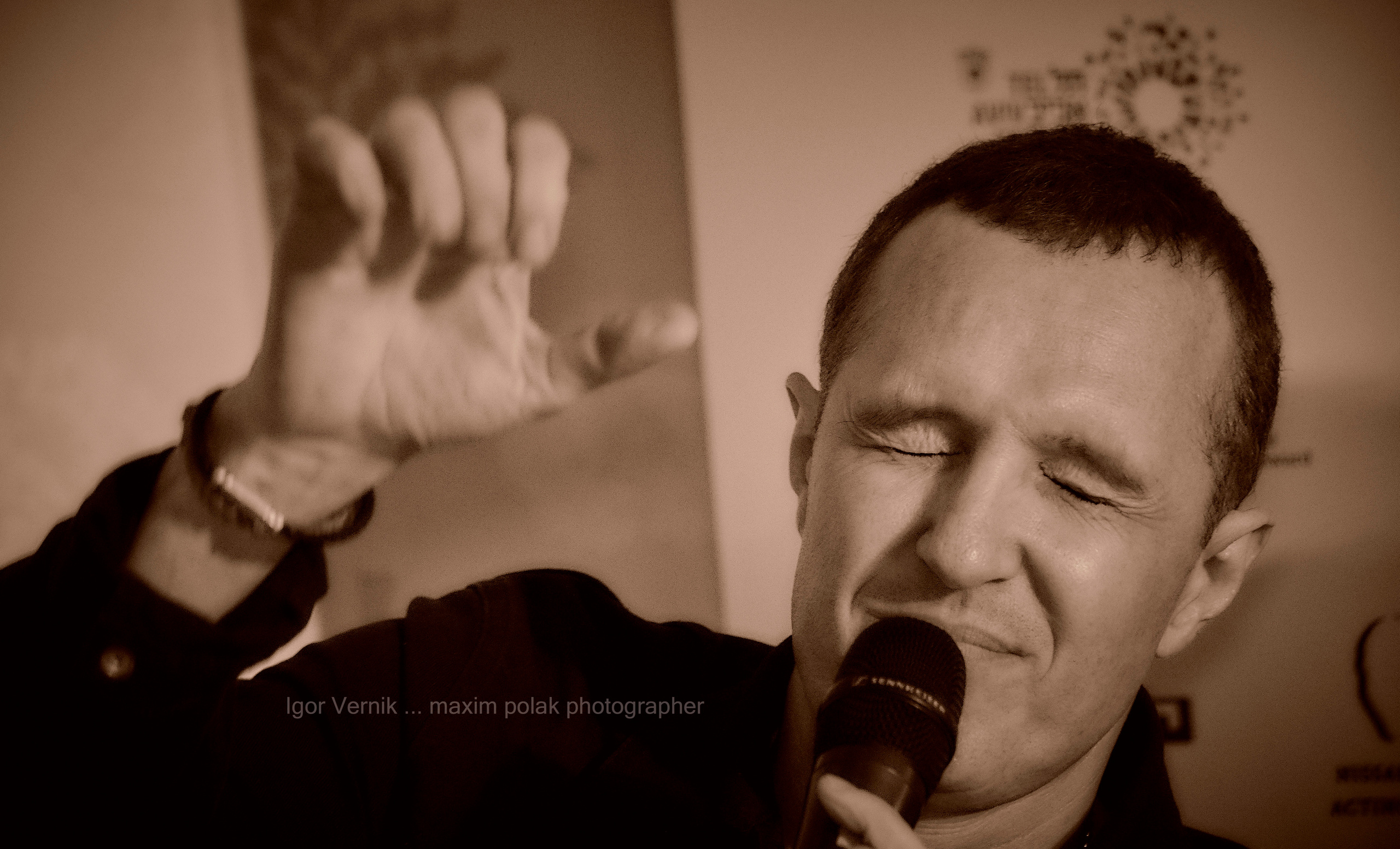 MXT Moscow. Middle East Photo Agency סוכנות צילום המזרח התיכון — צילום מקצועי והדפסת מגנטים לאירועים