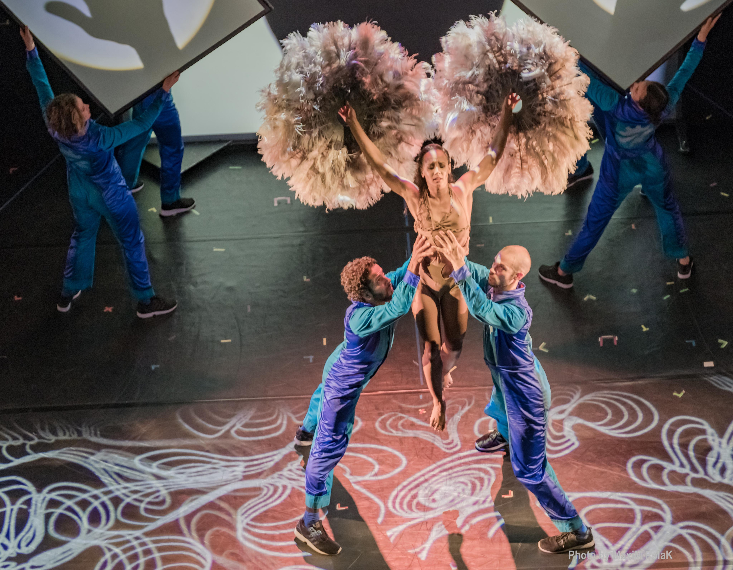 Pilobolus. USA. Middle East Photo Agency — Weddings, Bar & Bat Mitzvahs, Brit Milah, Theater, Magnets, Portraits