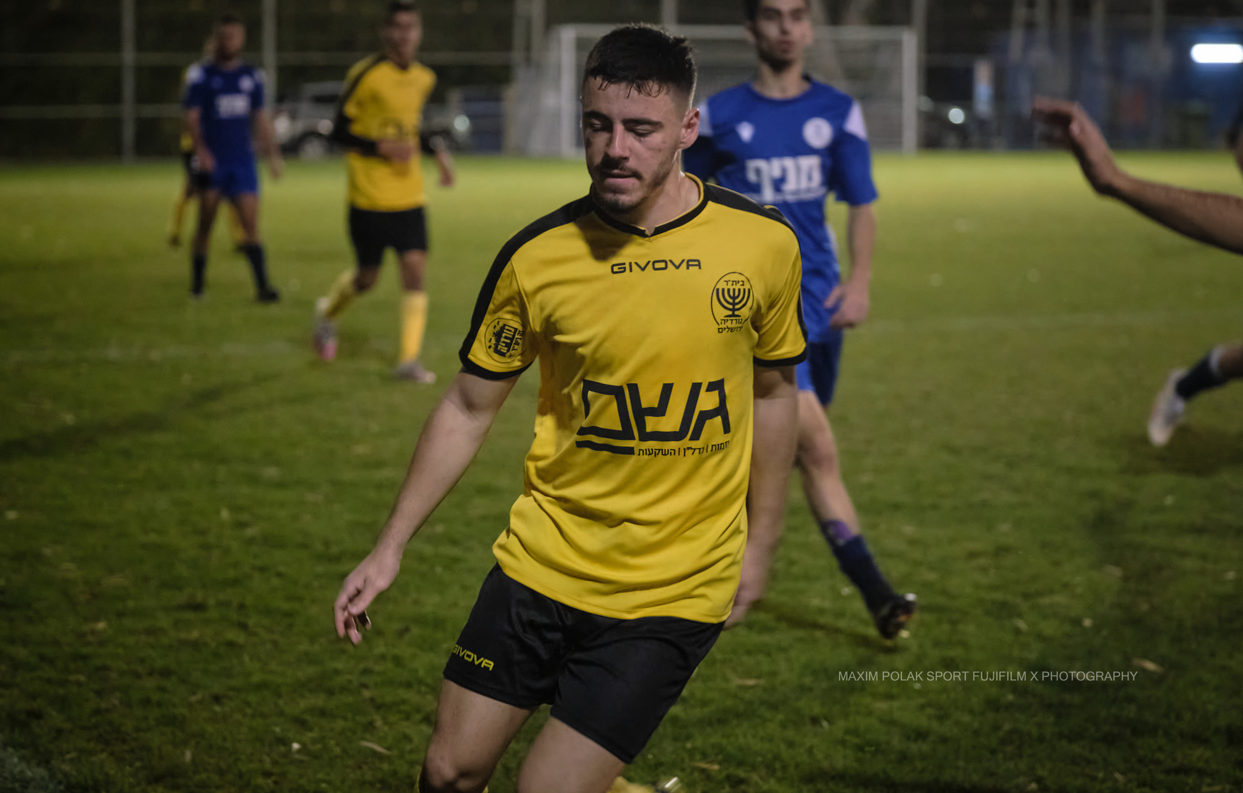 כדורגל. Middle East Photo Agency — Weddings, Bar & Bat Mitzvahs, Brit Milah, Theater, Magnets, Portraits