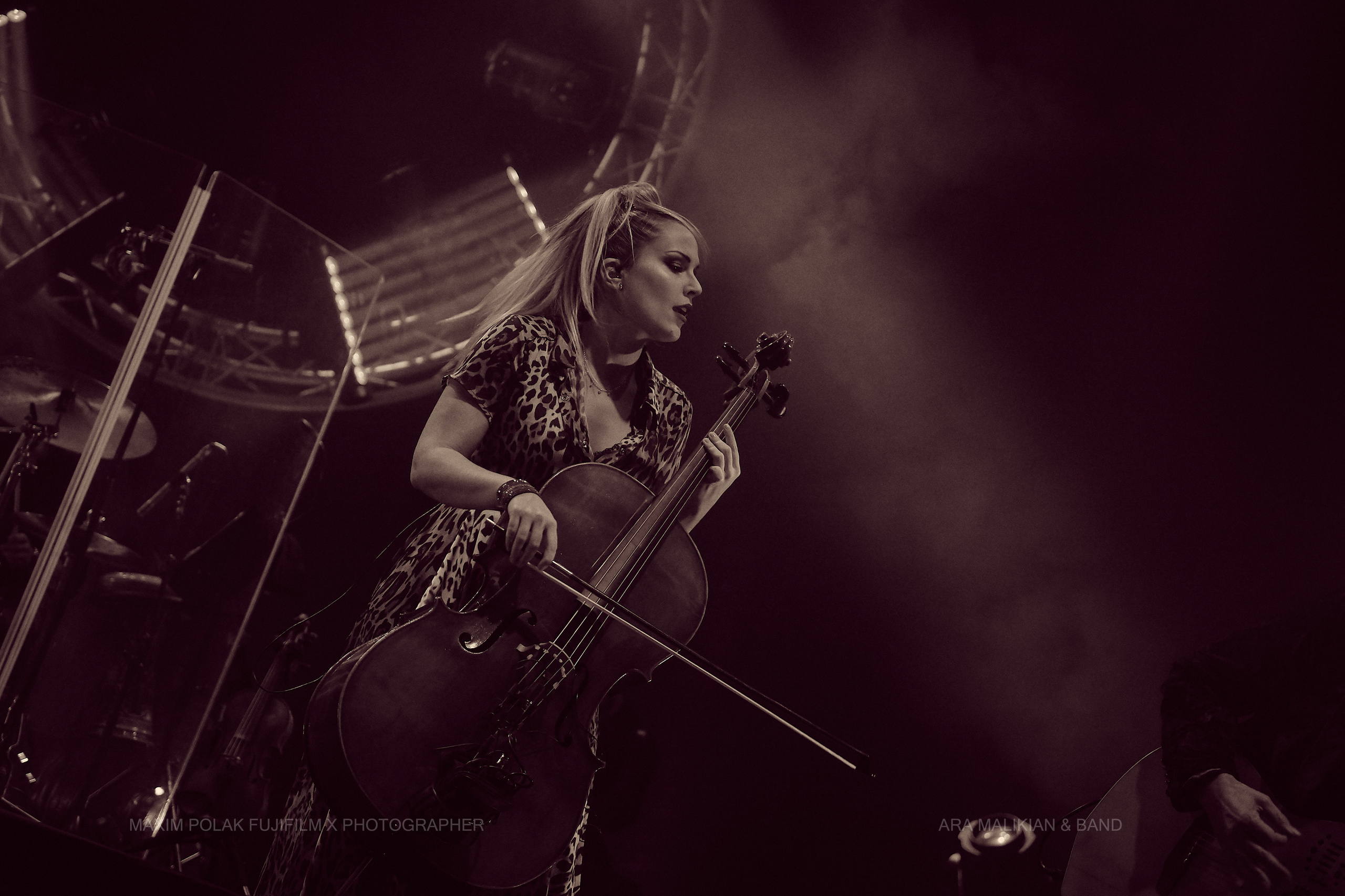 ARA MALIKIAN. Middle East Photo Agency סוכנות צילום המזרח התיכון — צילום מקצועי והדפסת מגנטים לאירועים