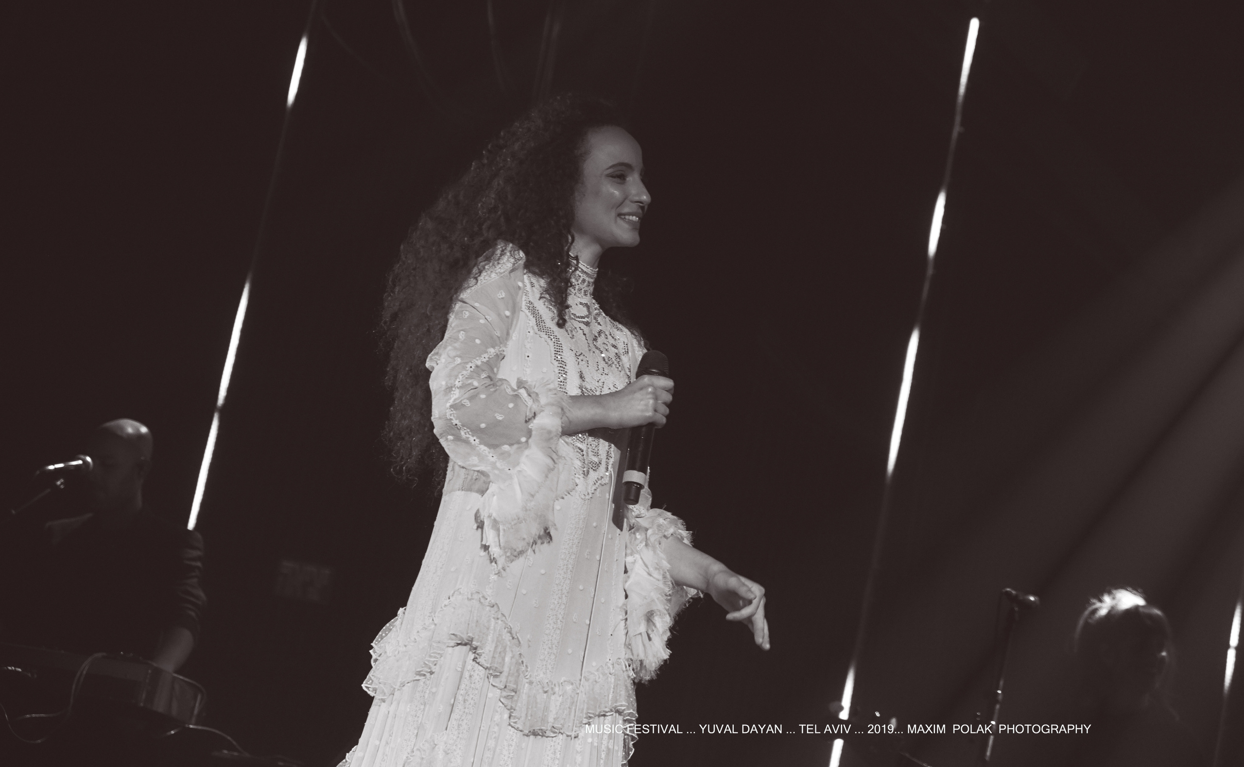 YUVAL DAYAN. Middle East Photo Agency סוכנות צילום המזרח התיכון — צילום מקצועי והדפסת מגנטים לאירועים