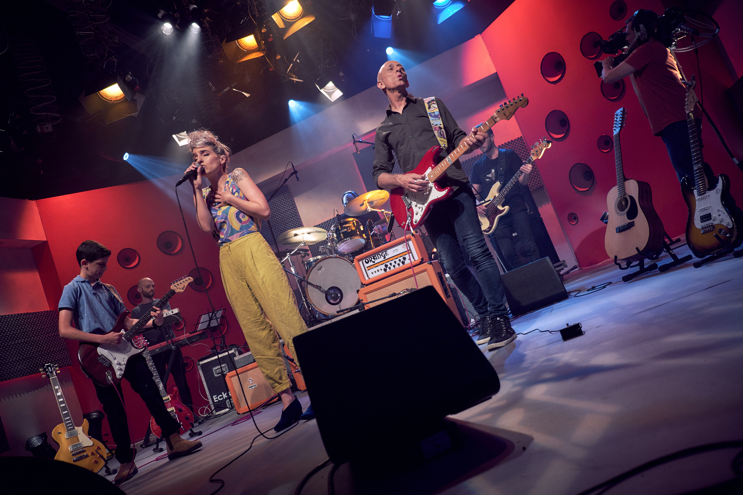 TV Hinuhit 2. Middle East Photo Agency סוכנות צילום המזרח התיכון — צילום מקצועי והדפסת מגנטים לאירועים