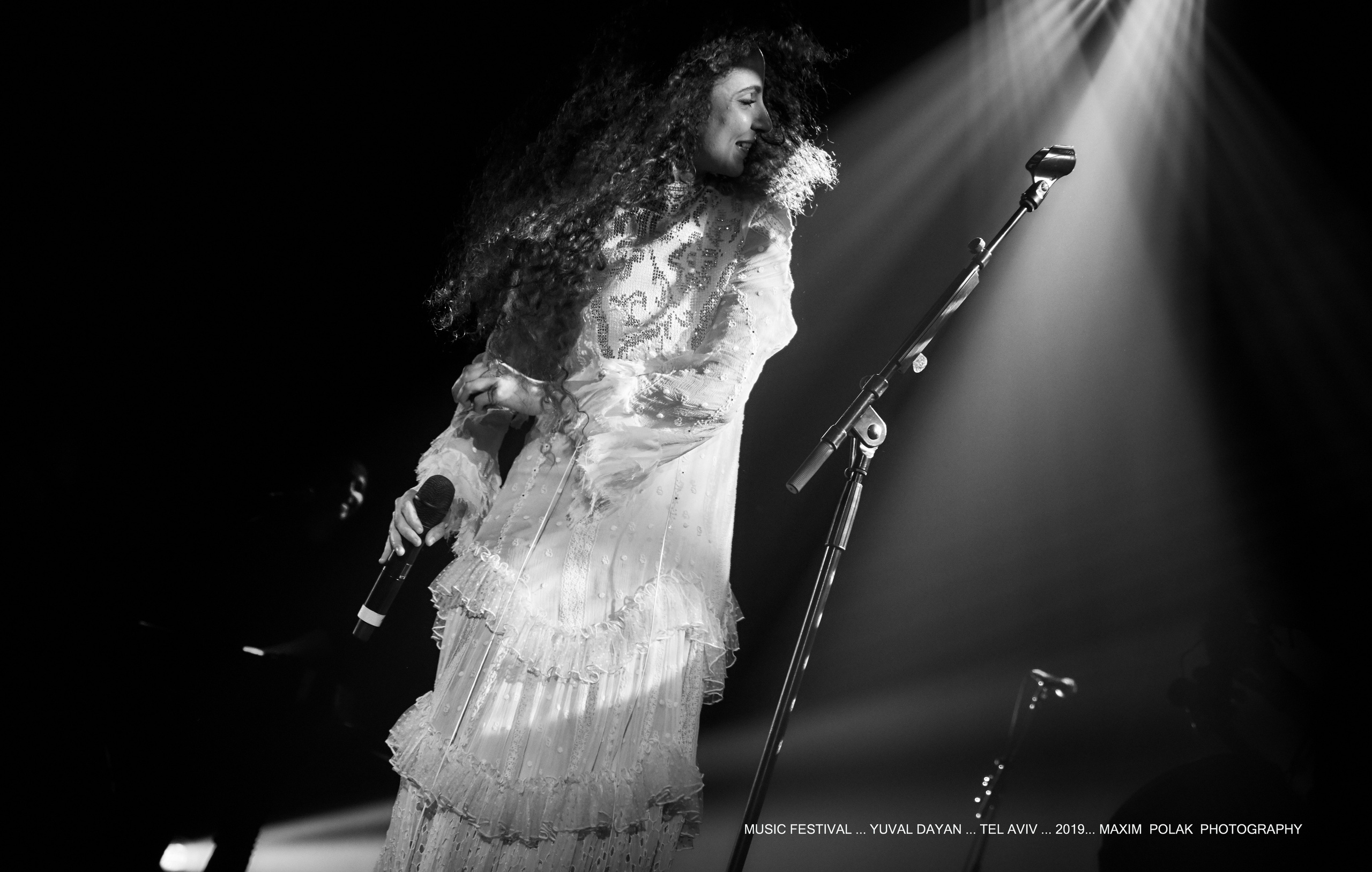 YUVAL DAYAN. Middle East Photo Agency סוכנות צילום המזרח התיכון — צילום מקצועי והדפסת מגנטים לאירועים