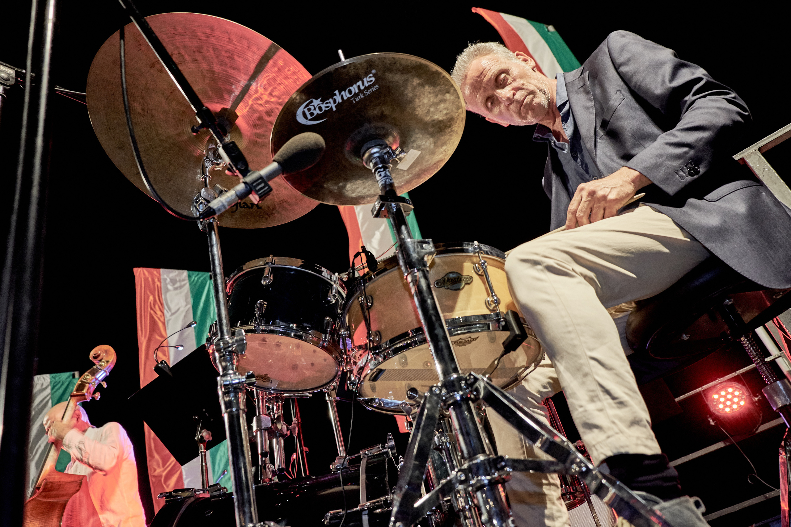 Middle East Photo Agency סוכנות צילום המזרח התיכון — צילום מקצועי והדפסת מגנטים לאירועים