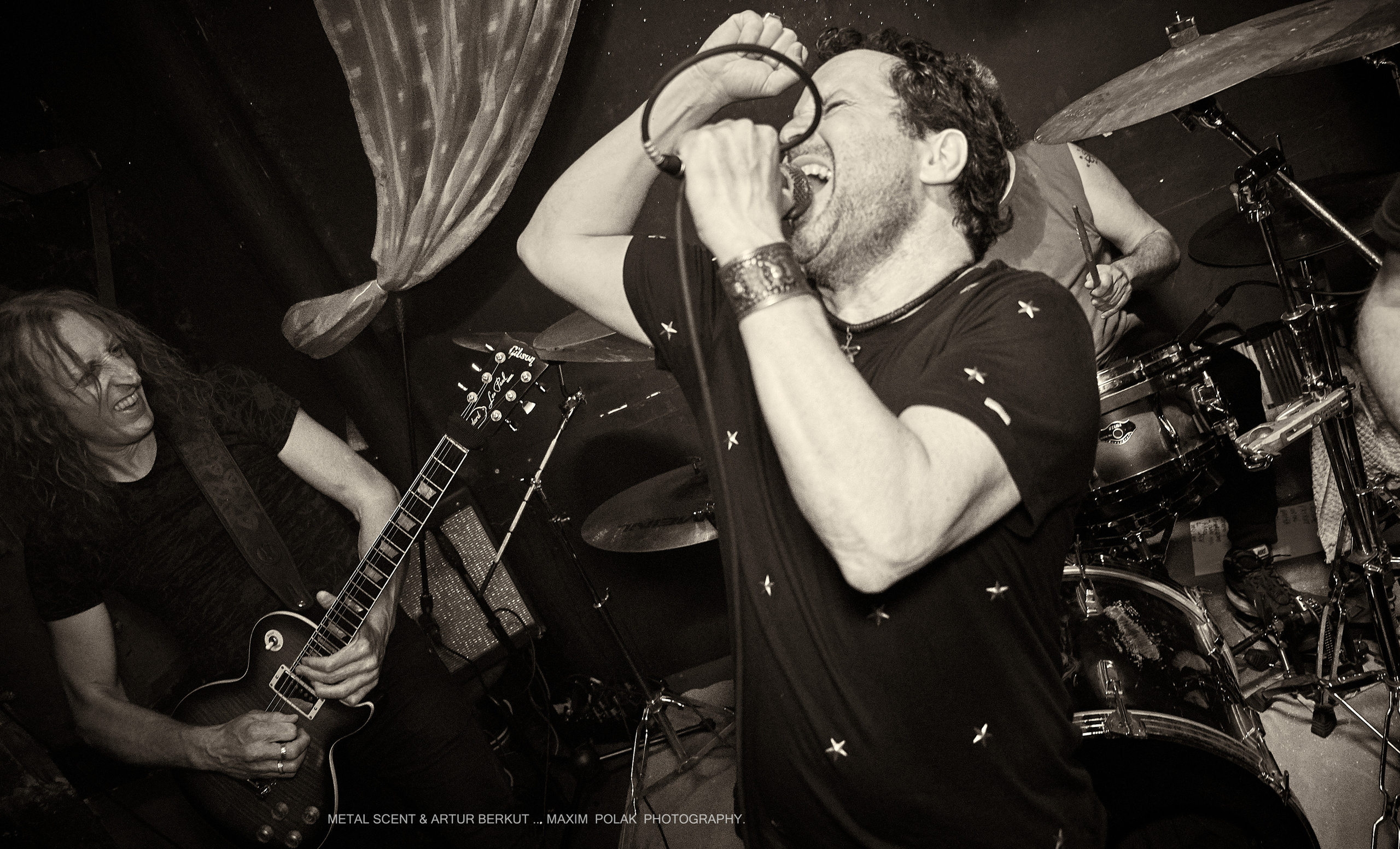 Artur Bercut Show in Haifa. Middle East Photo Agency — Weddings, Bar & Bat Mitzvahs, Brit Milah, Theater, Magnets, Portraits