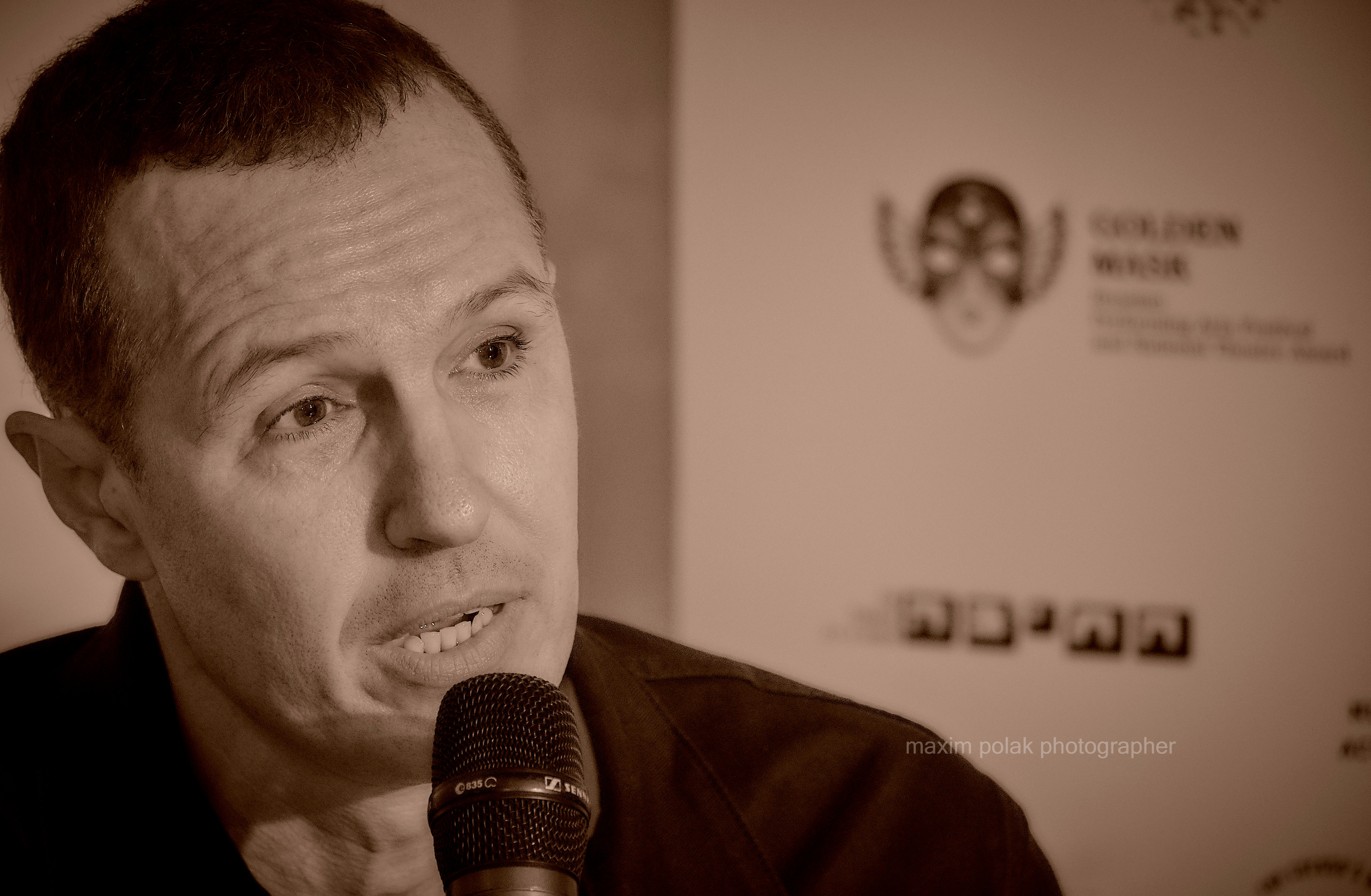 MXT Moscow. Middle East Photo Agency סוכנות צילום המזרח התיכון — צילום מקצועי והדפסת מגנטים לאירועים