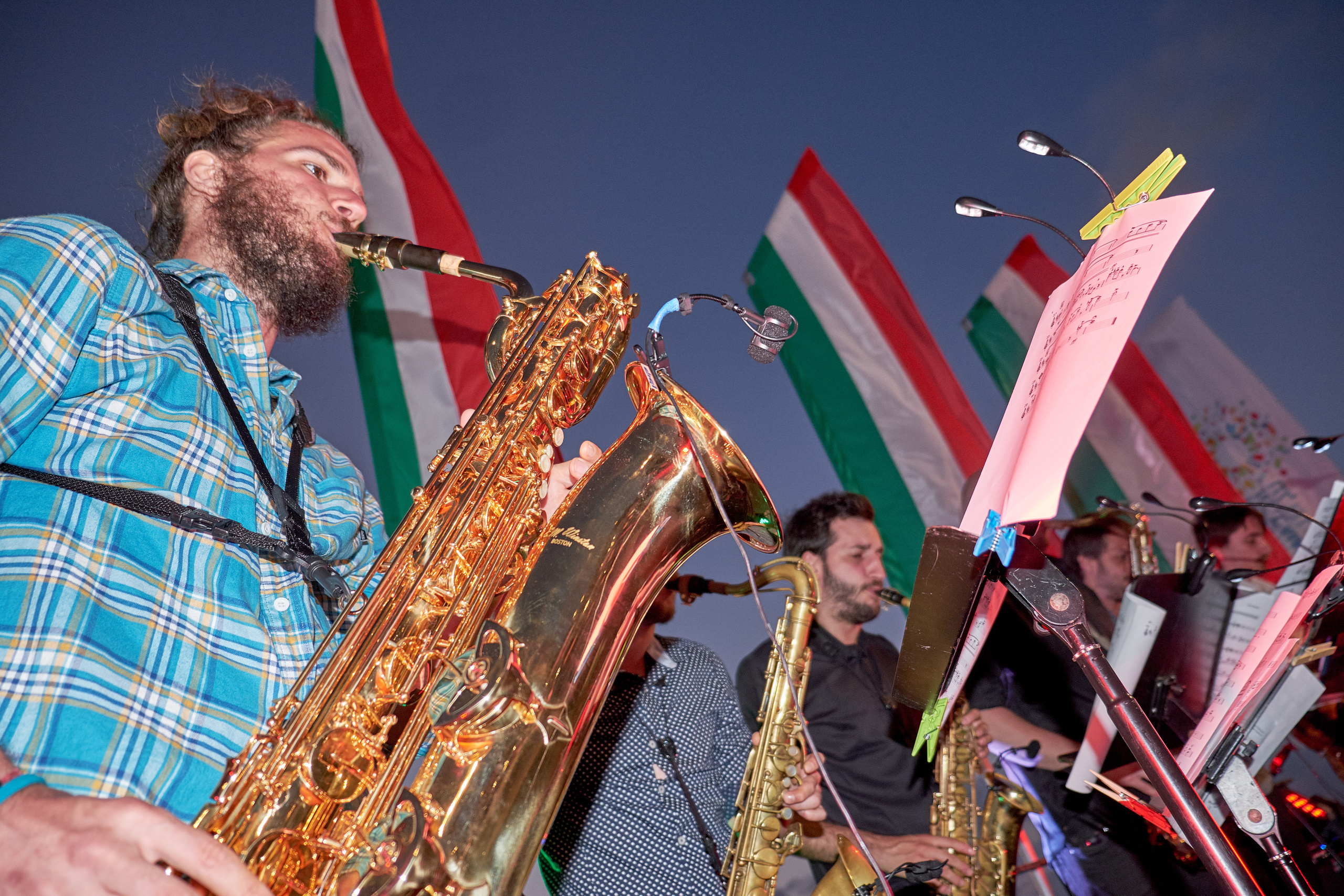 Middle East Photo Agency סוכנות צילום המזרח התיכון — צילום מקצועי והדפסת מגנטים לאירועים