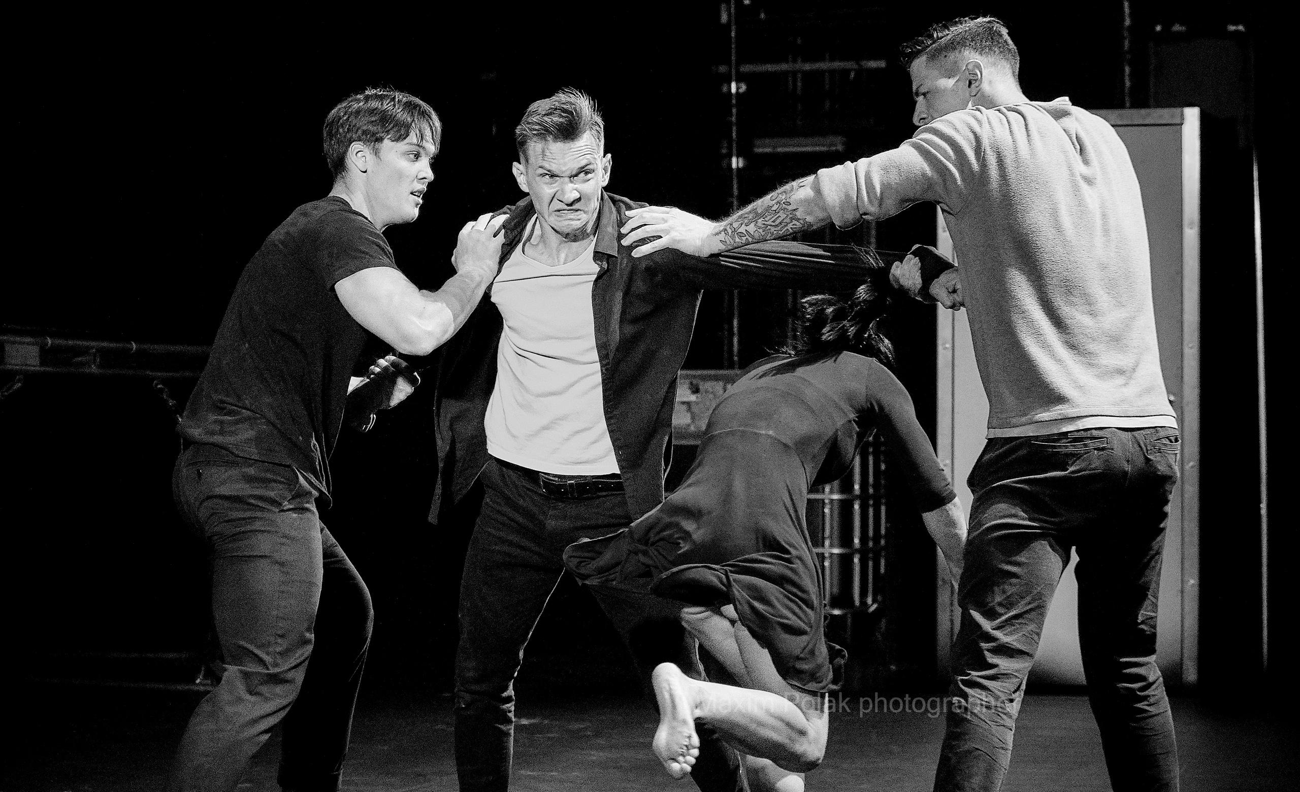 Theater Musical. Middle East Photo Agency — Weddings, Bar & Bat Mitzvahs, Brit Milah, Theater, Magnets, Portraits