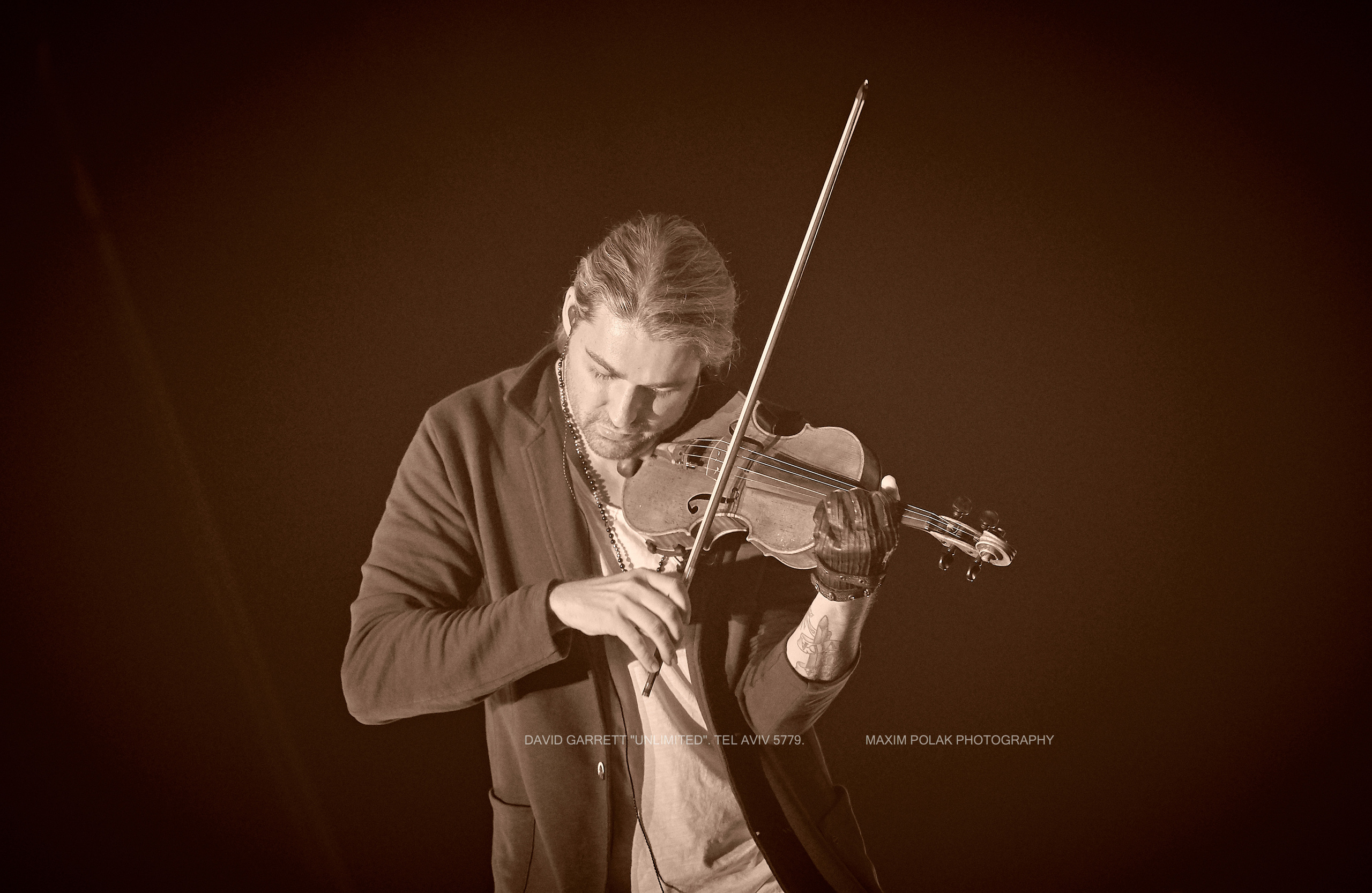 DAVID GARRETTE. Middle East Photo Agency — Weddings, Bar & Bat Mitzvahs, Brit Milah, Theater, Magnets, Portraits