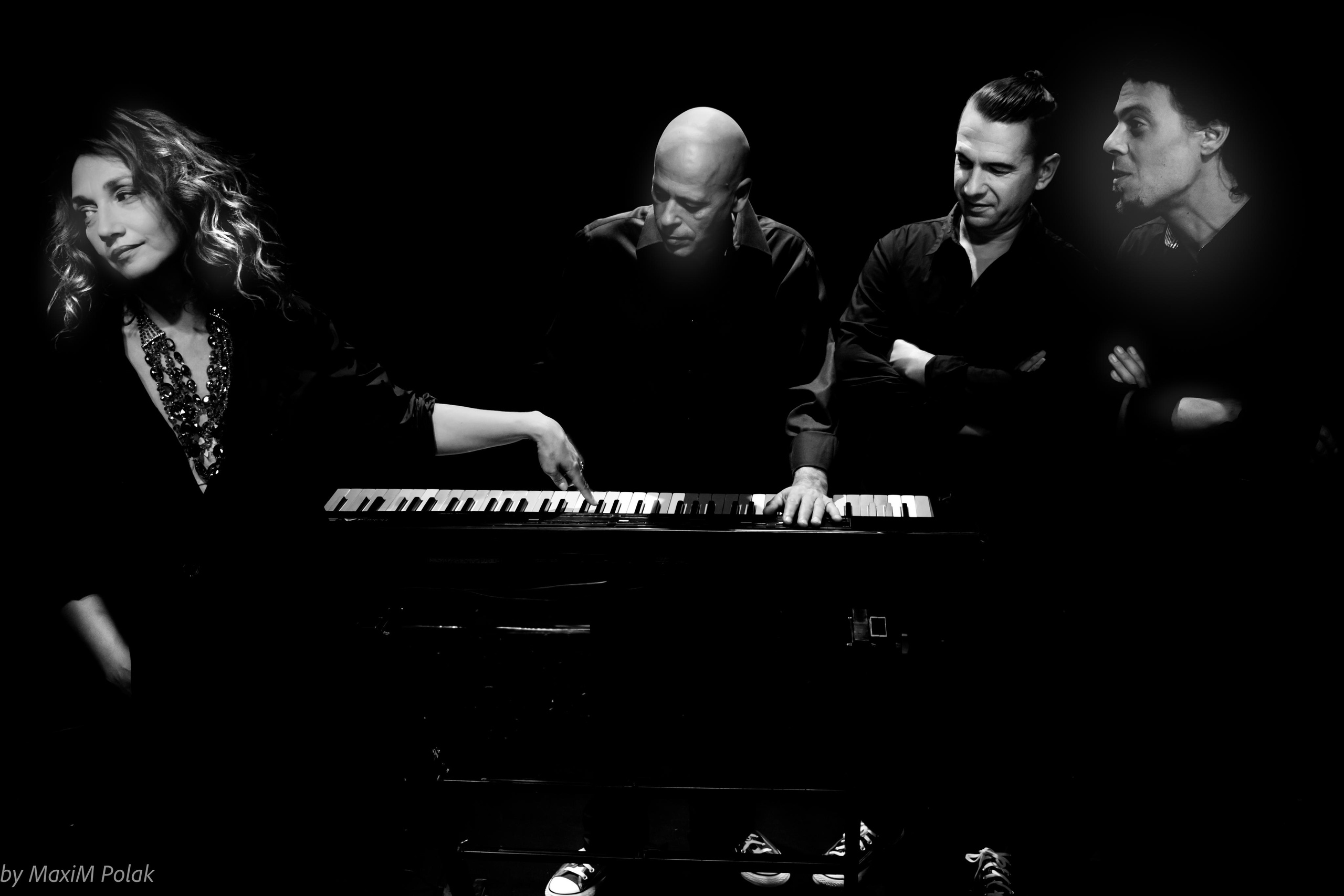 AVI BENJAMIN TRIO. CLUB GAGARIN. Middle East Photo Agency — Свадьбы, Бар и Бат-мицва, Брит, Театр, Магниты, Портреты