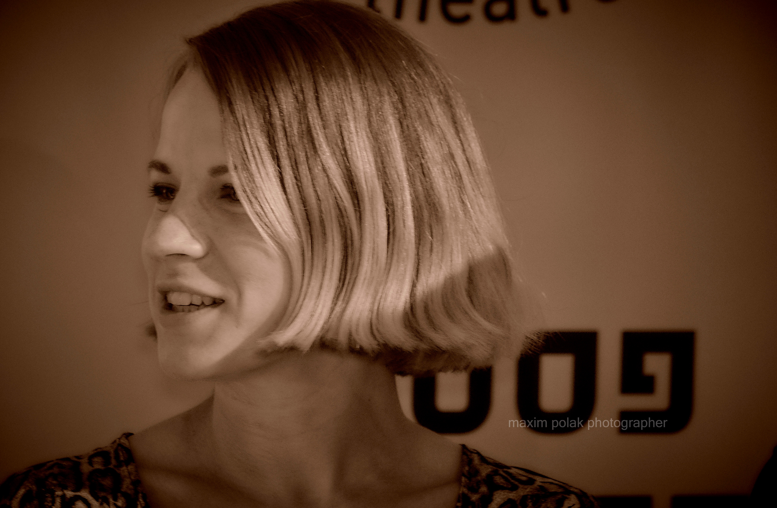 MXT Moscow. Middle East Photo Agency סוכנות צילום המזרח התיכון — צילום מקצועי והדפסת מגנטים לאירועים