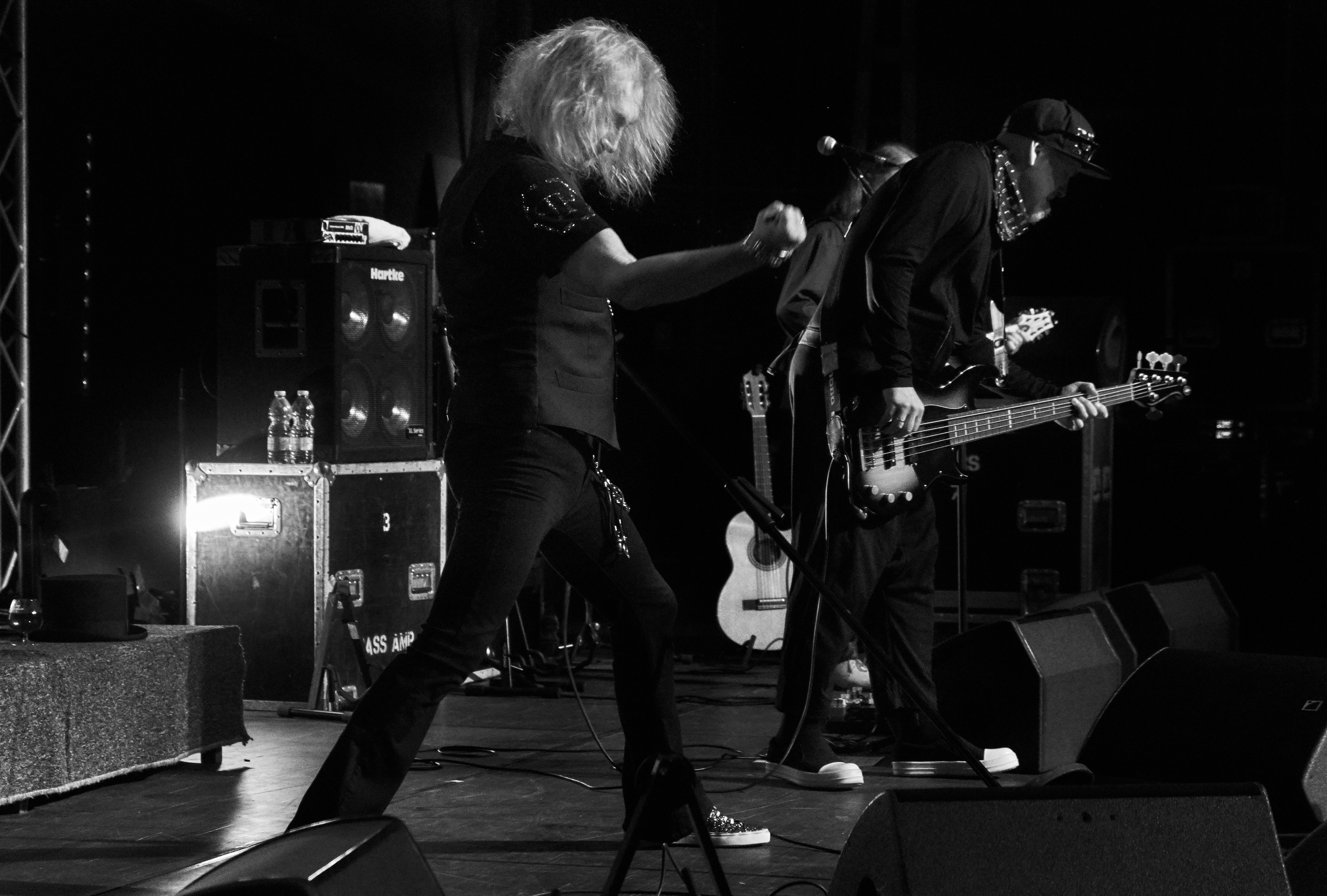 Alexander Ivanov and RONDO. Middle East Photo Agency — Свадьбы, Бар и Бат-мицва, Брит, Театр, Магниты, Портреты