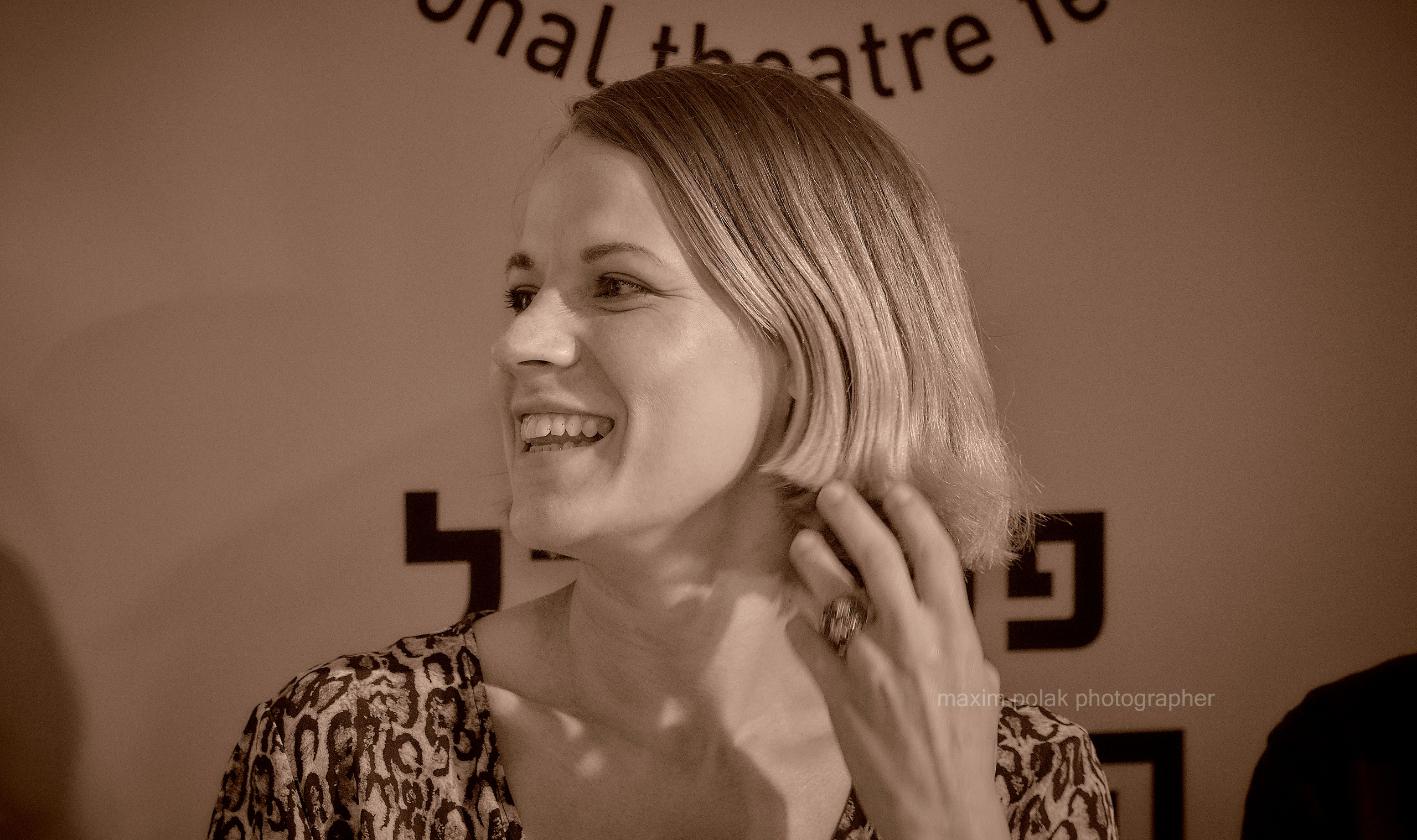 MXT Moscow. Middle East Photo Agency סוכנות צילום המזרח התיכון — צילום מקצועי והדפסת מגנטים לאירועים