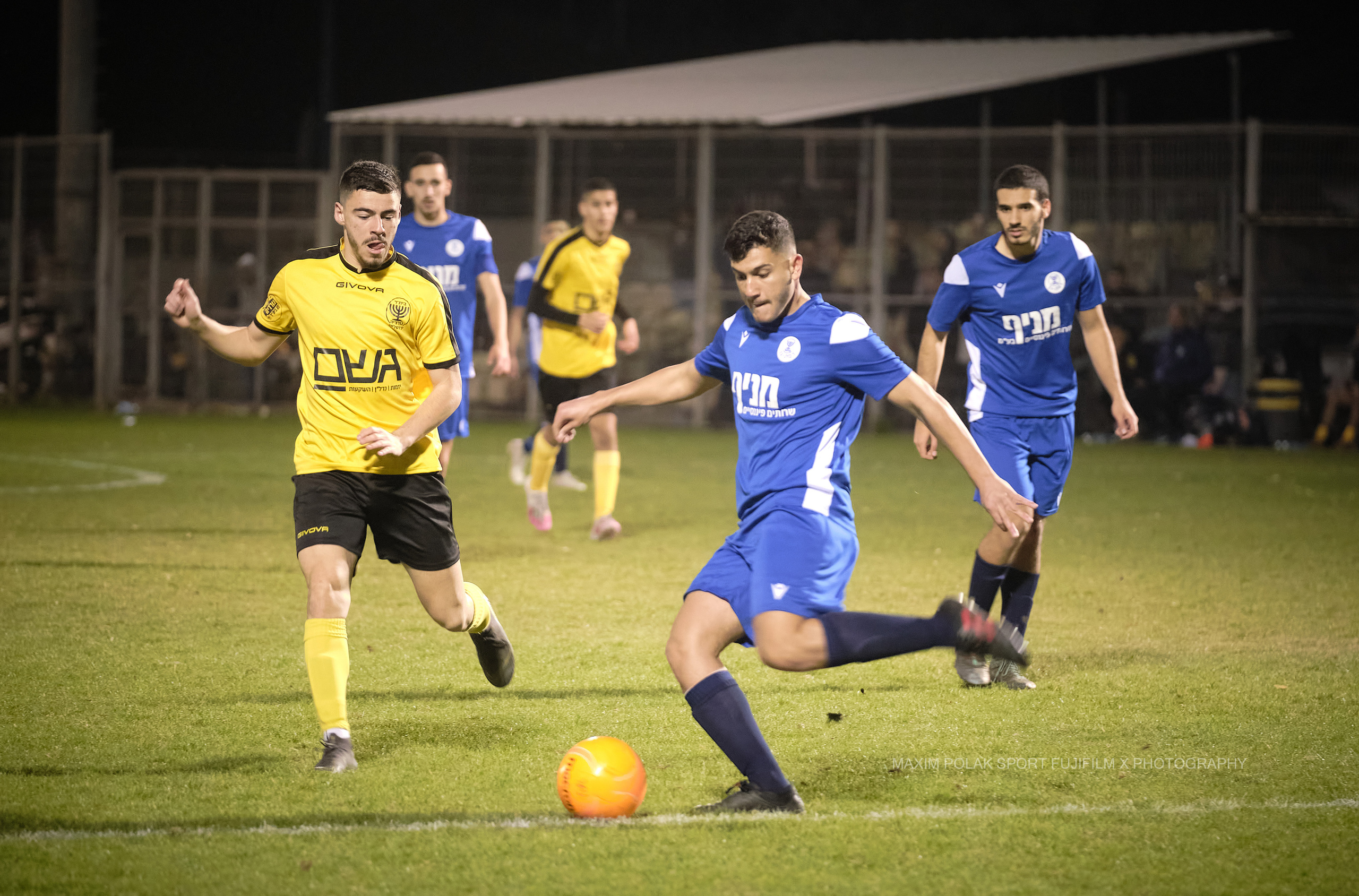 כדורגל. Middle East Photo Agency — Weddings, Bar & Bat Mitzvahs, Brit Milah, Theater, Magnets, Portraits