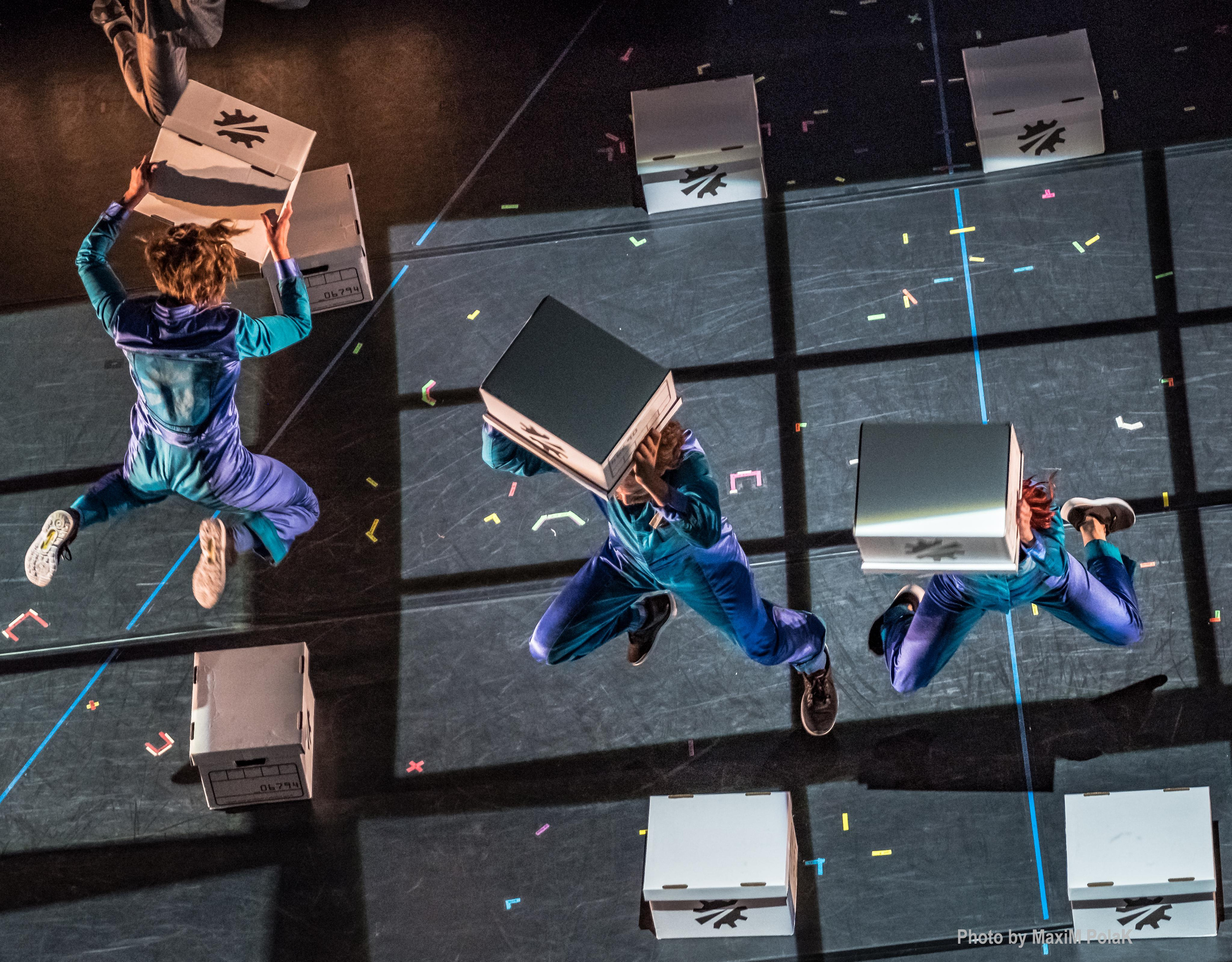 Pilobolus. USA. Middle East Photo Agency — Weddings, Bar & Bat Mitzvahs, Brit Milah, Theater, Magnets, Portraits