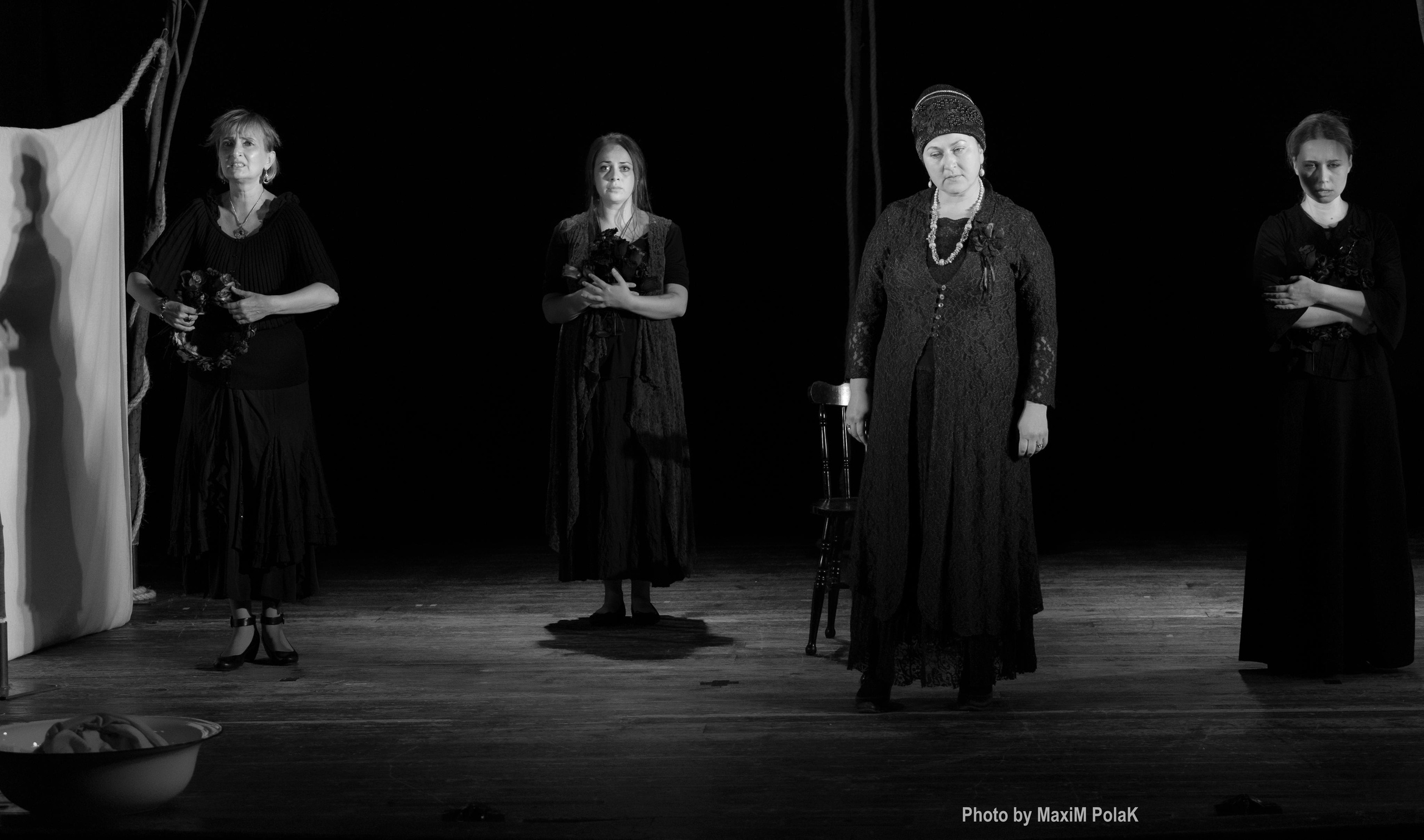 Theater Zero. Middle East Photo Agency סוכנות צילום המזרח התיכון — צילום מקצועי והדפסת מגנטים לאירועים