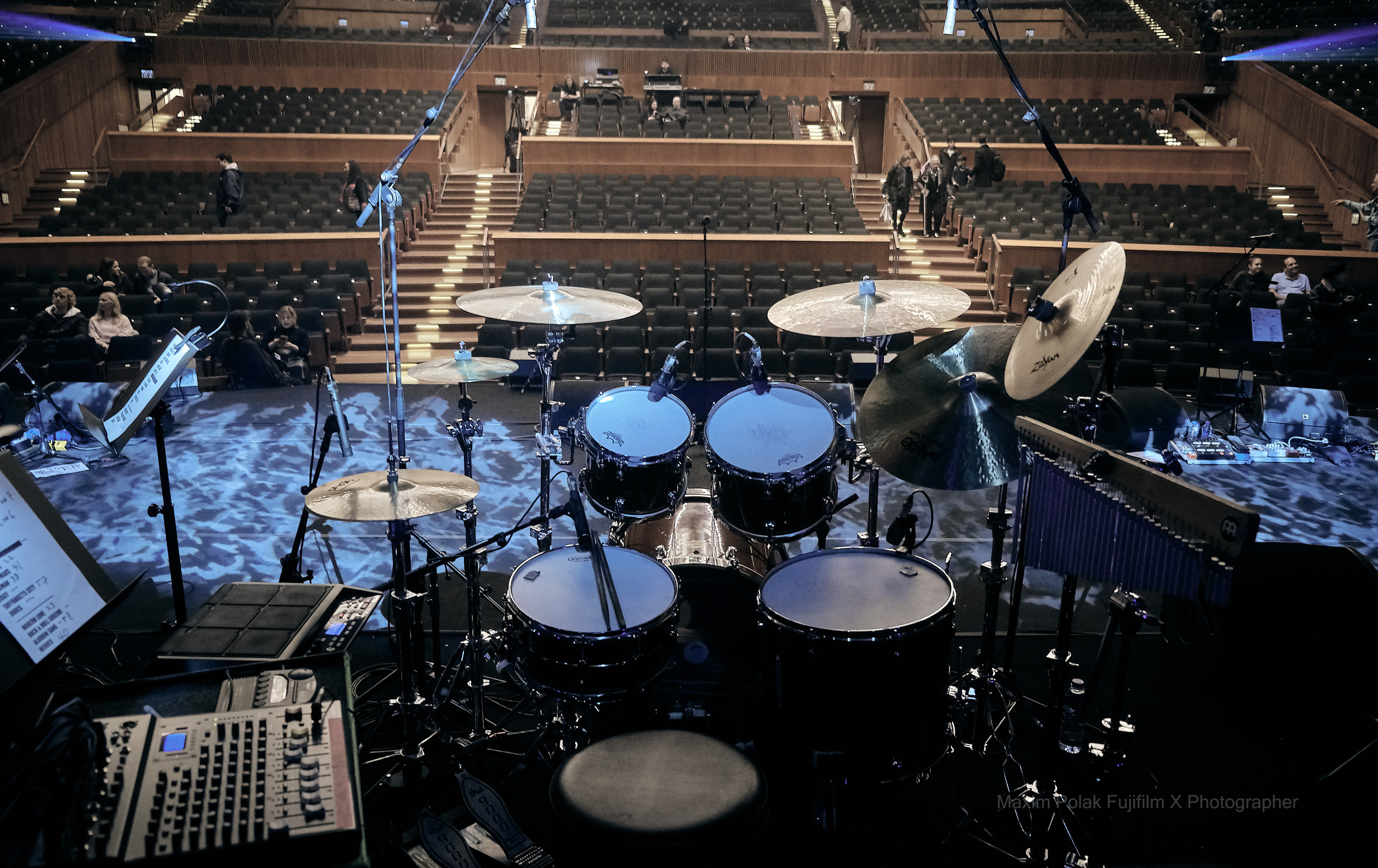 David Bowie and friends… World Tour. Middle East Photo Agency — Свадьбы, Бар и Бат-мицва, Брит, Театр, Магниты, Портреты