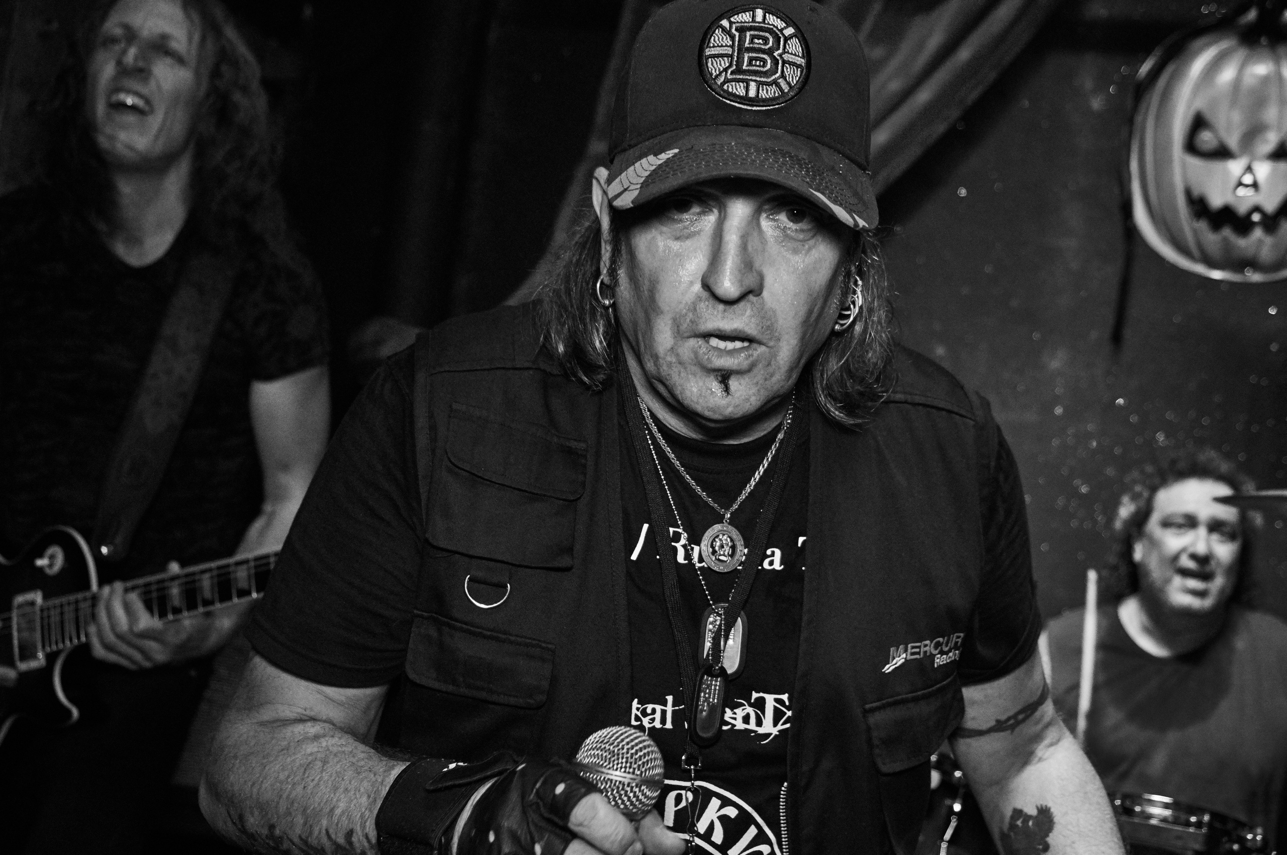 Artur Bercut Show in Haifa. Middle East Photo Agency — Weddings, Bar & Bat Mitzvahs, Brit Milah, Theater, Magnets, Portraits