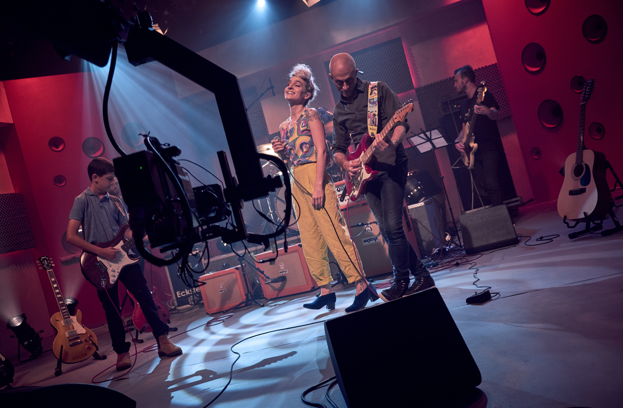 TV Hinuhit 2. Middle East Photo Agency סוכנות צילום המזרח התיכון — צילום מקצועי והדפסת מגנטים לאירועים