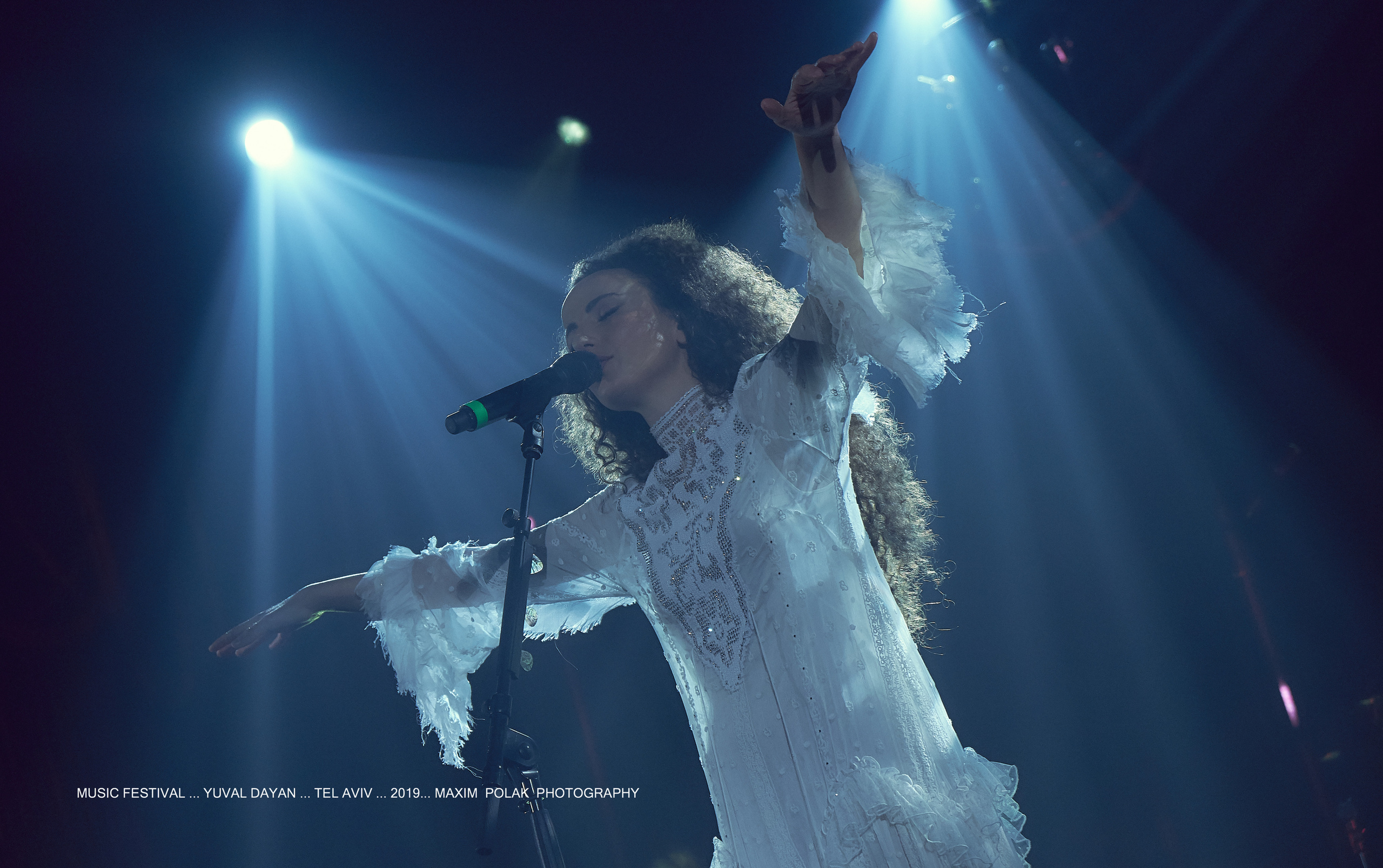 YUVAL DAYAN. Middle East Photo Agency סוכנות צילום המזרח התיכון — צילום מקצועי והדפסת מגנטים לאירועים