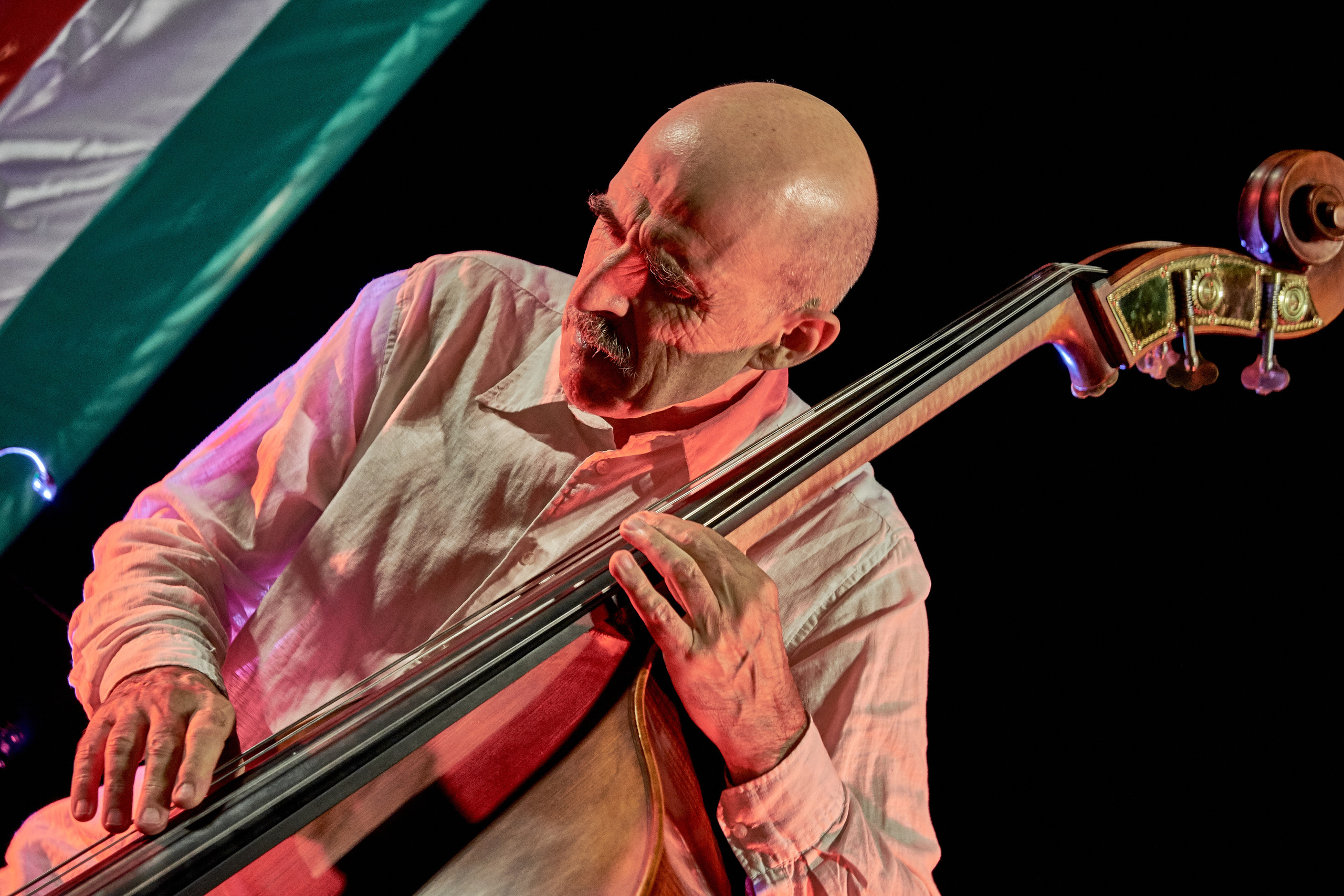 Middle East Photo Agency סוכנות צילום המזרח התיכון — צילום מקצועי והדפסת מגנטים לאירועים