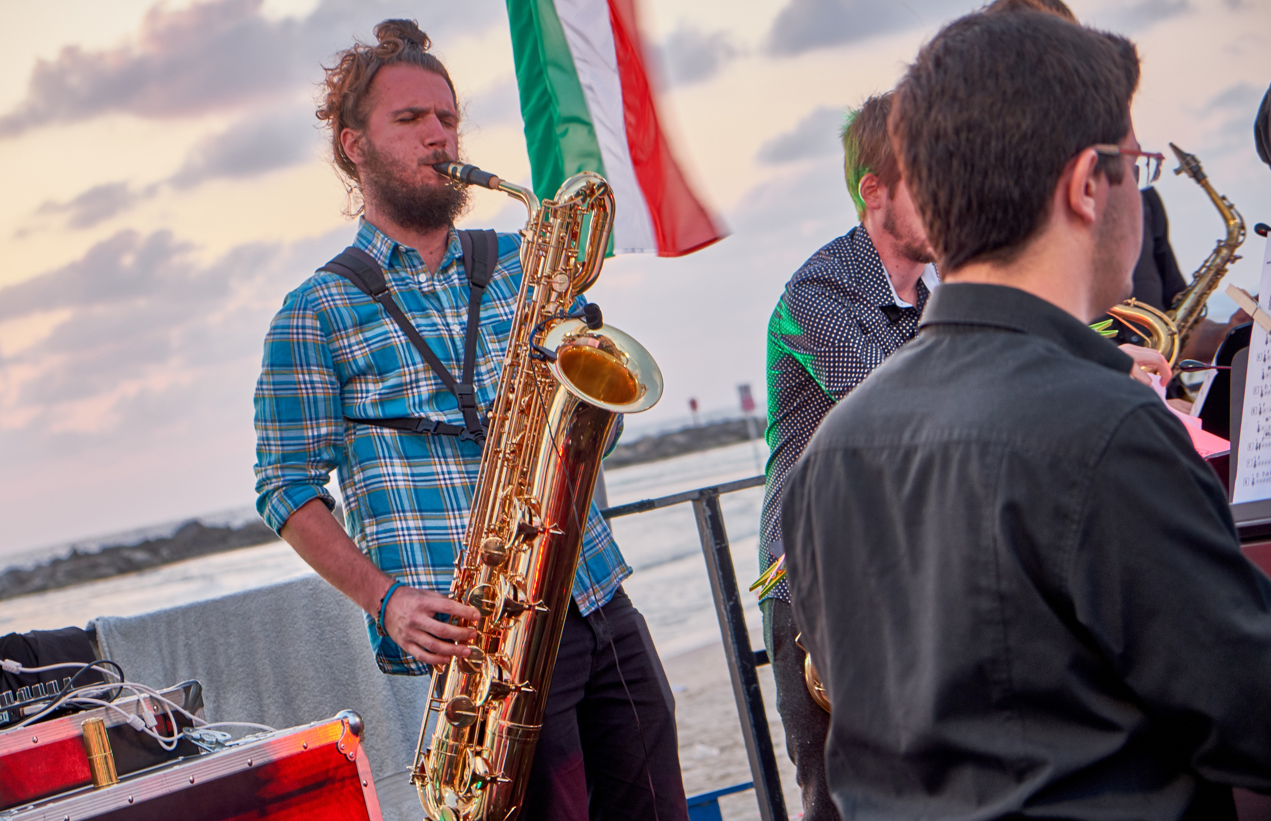 Middle East Photo Agency סוכנות צילום המזרח התיכון — צילום מקצועי והדפסת מגנטים לאירועים