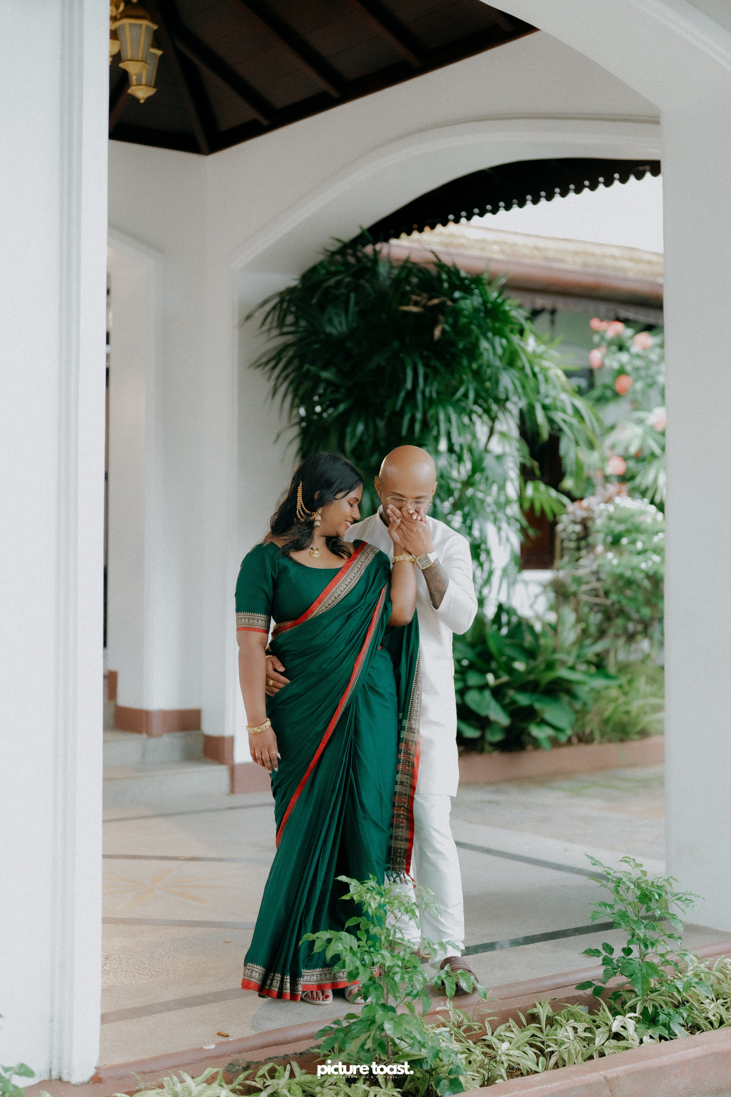 Vishnu & Anusree Prewedding!. Fine art Wedding Photographers in India & Canada