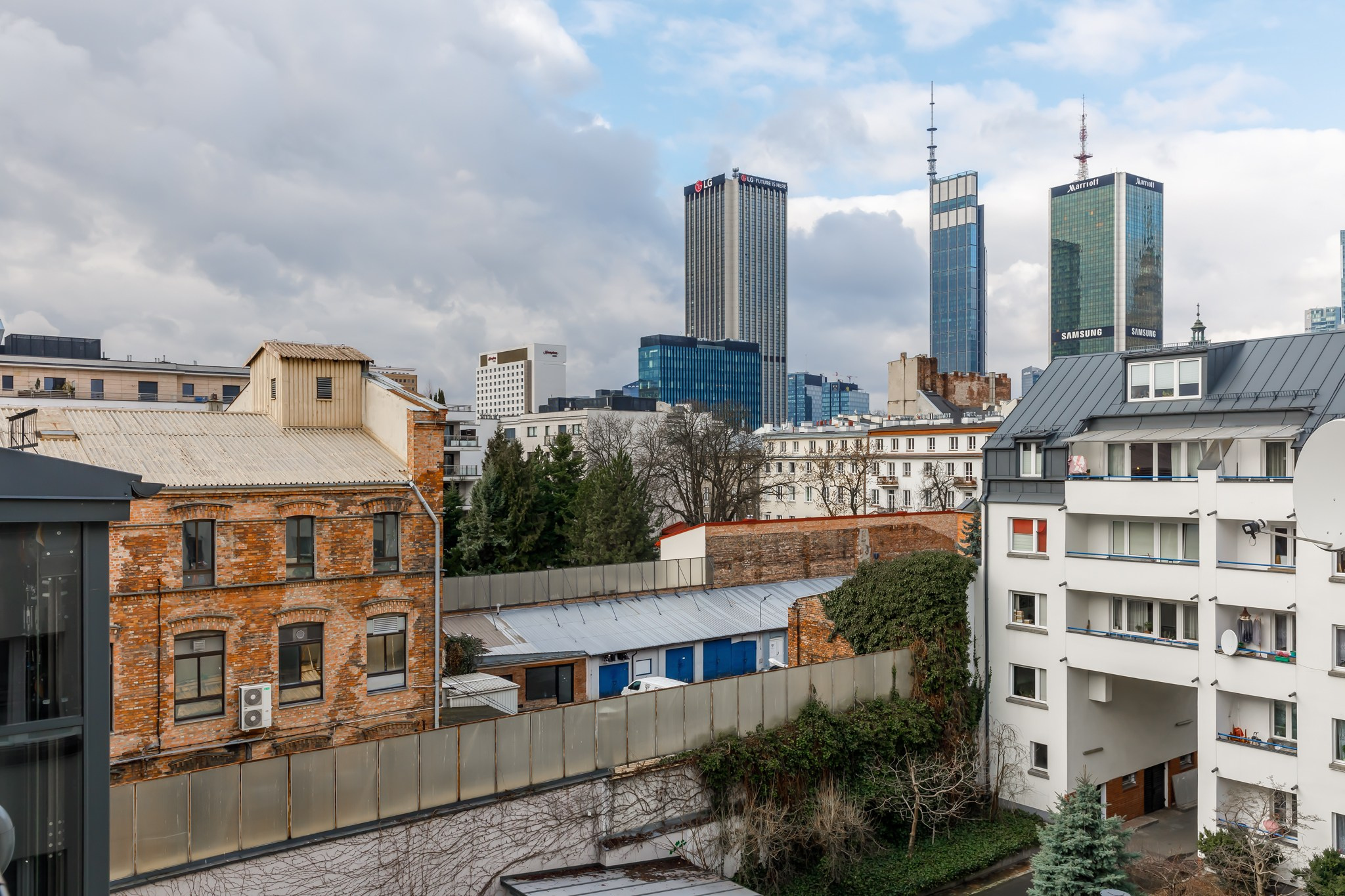 Warszawa Śródmieście. Fotograf Nieruchomości i Wnętrz