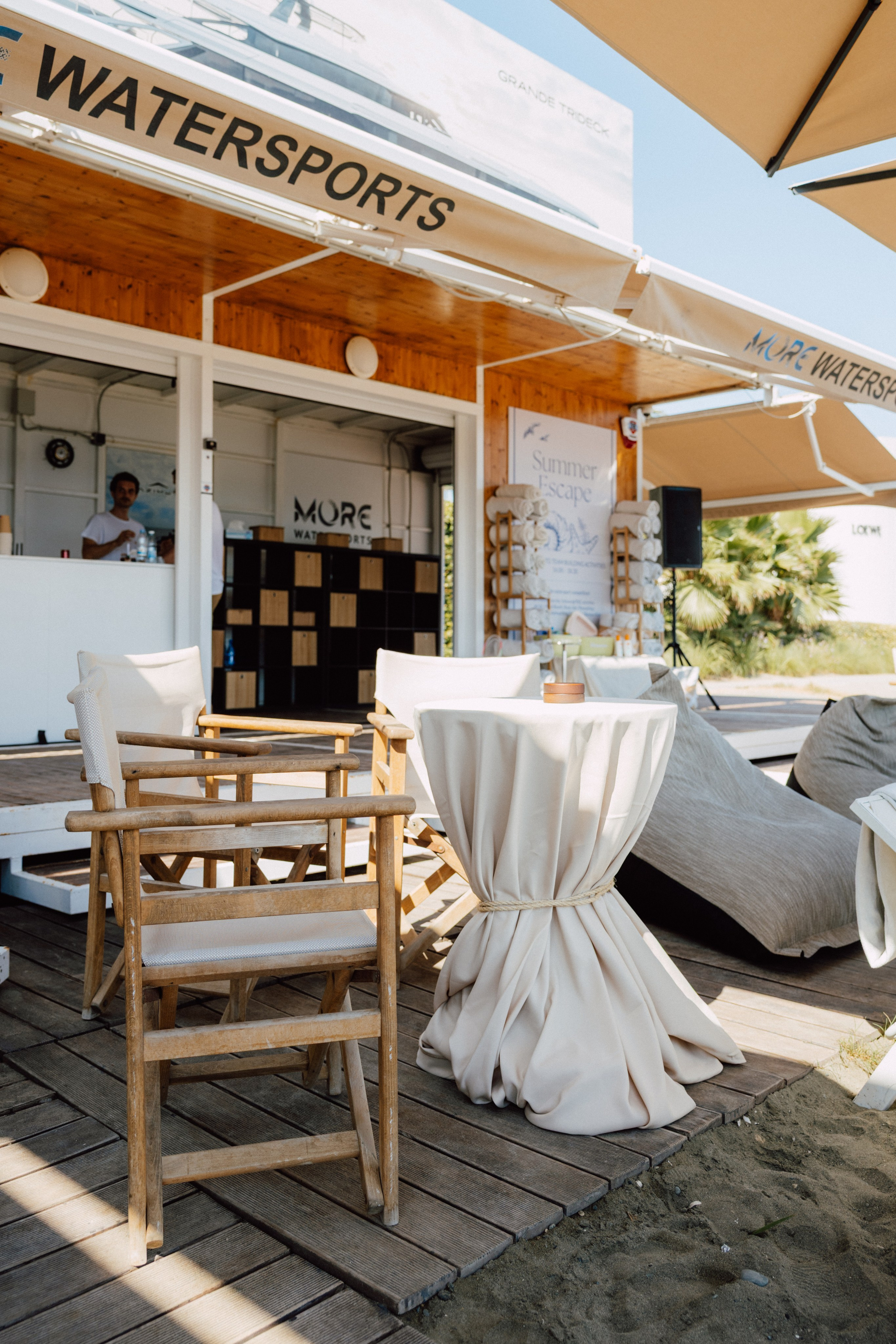 Daytime/Outdoor events. Photographer Alina Sparrow