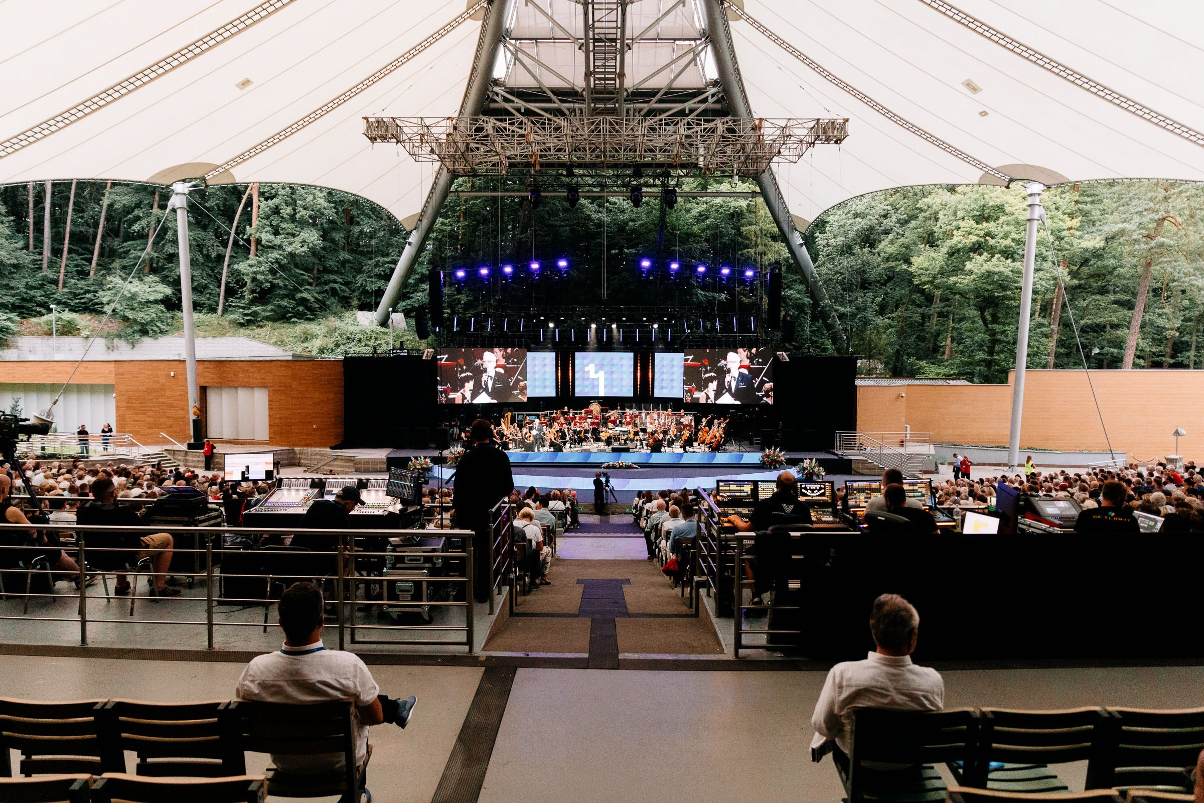 Opera Leśna Koncert. Fotograf Ślubny Warszawa - Sesje Biznesowe Rodzinne Eventy