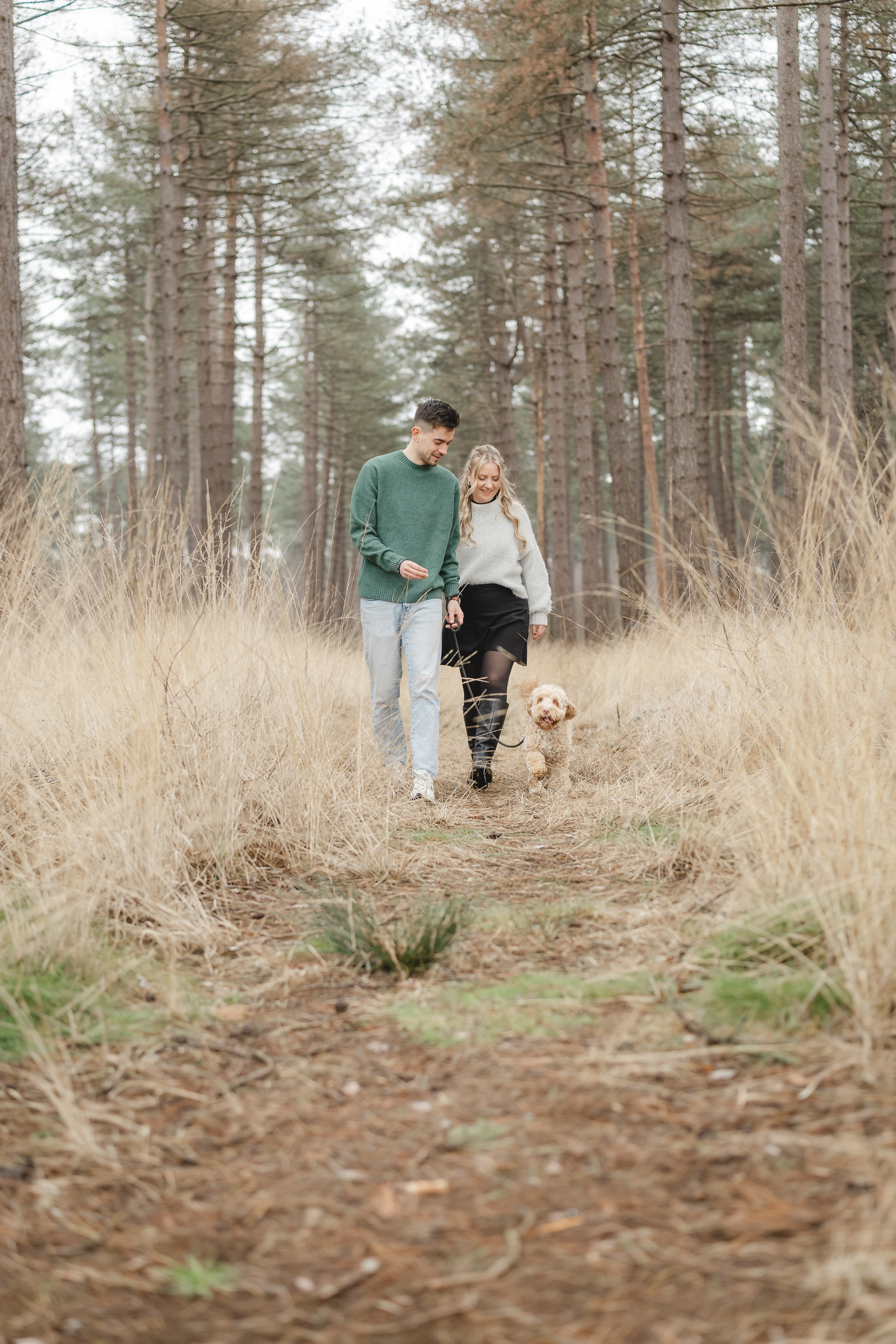 Kapture Fotografie - Liefdeskoppel gefotografeerd tijdens een spontane en ongedwongen koppelshoot.