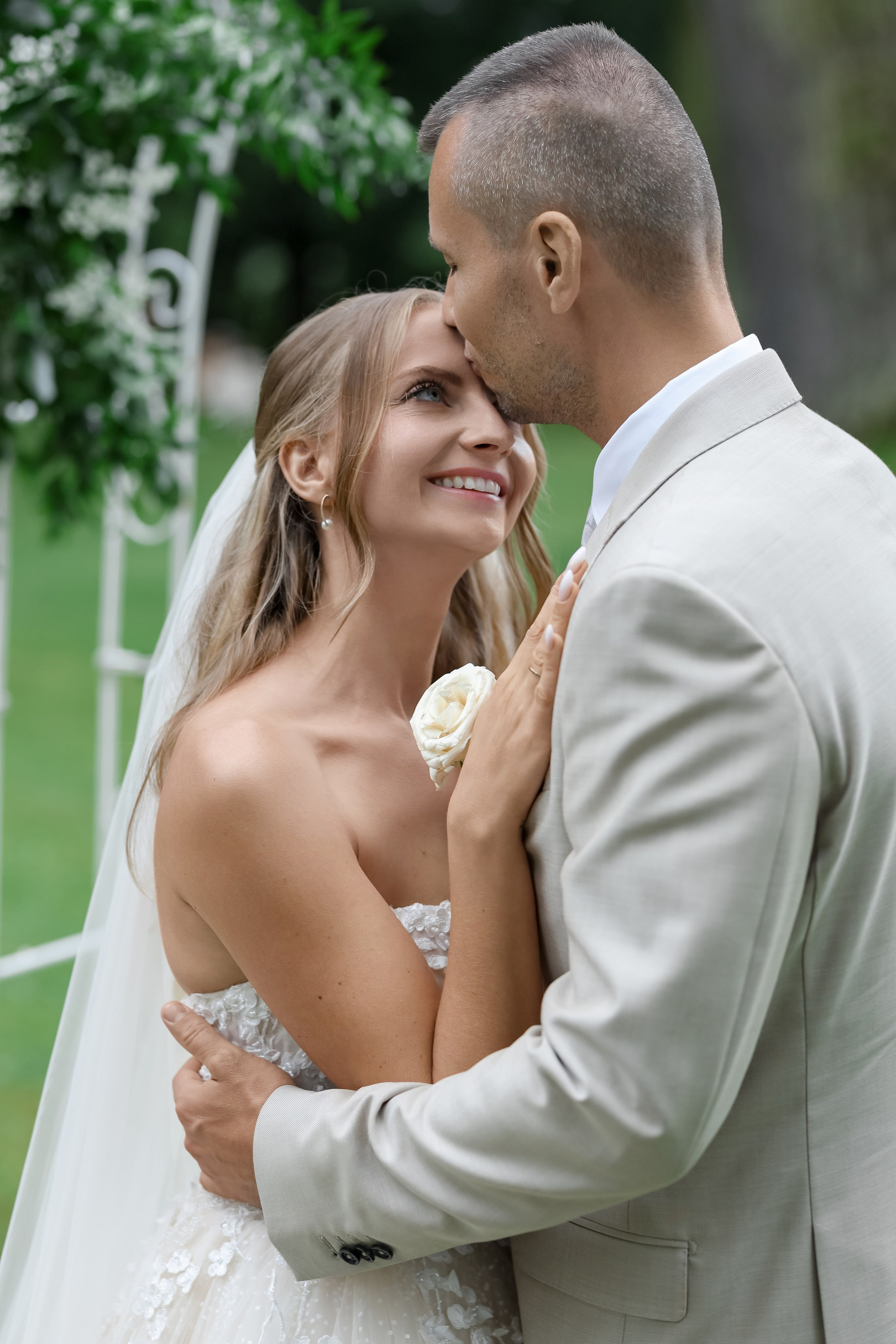 Kamila & Jorg. Dwor Sireakow. 26.07.2025. Fotograf ślubny i rodzinny w Krakowie Yana Klymova