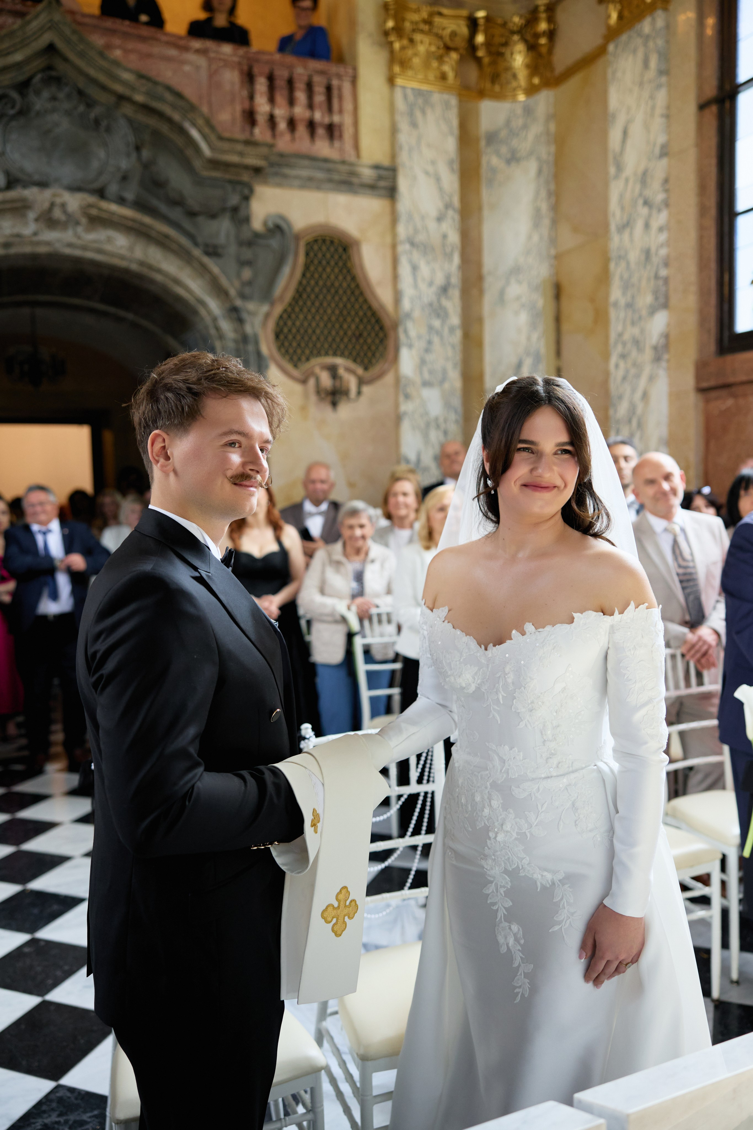 Wiktoria & Kacper. Pałac Goetz. Fotograf ślubny i rodzinny w Krakowie Yana Klymova