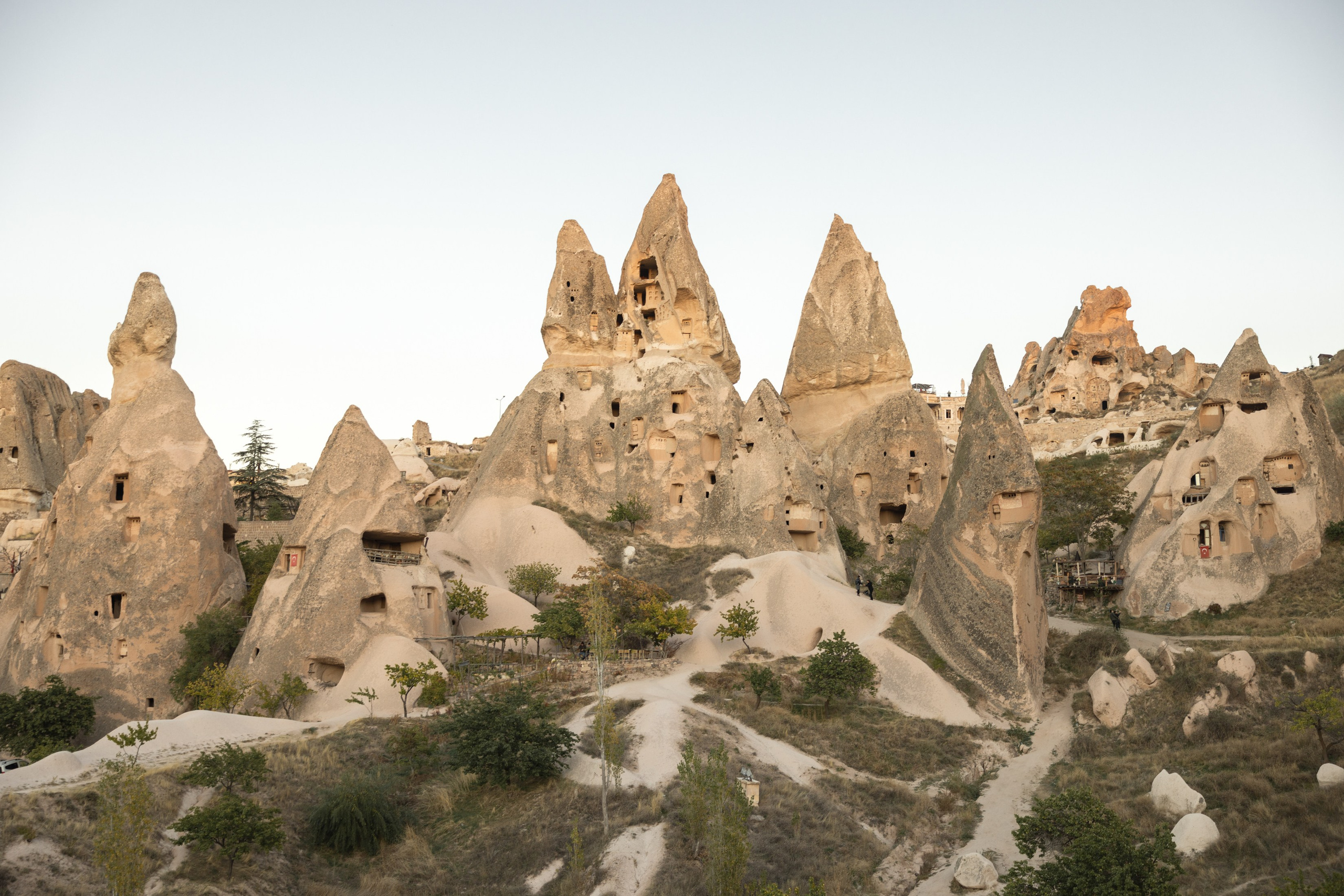 Top Must-Visit Locations in Cappadocia – Unveil the Region’s Hidden Gems. Your Guide to Cappadocia: Private Tours, Scenic Routes, Hot Air Balloon Rides, and More Adventures