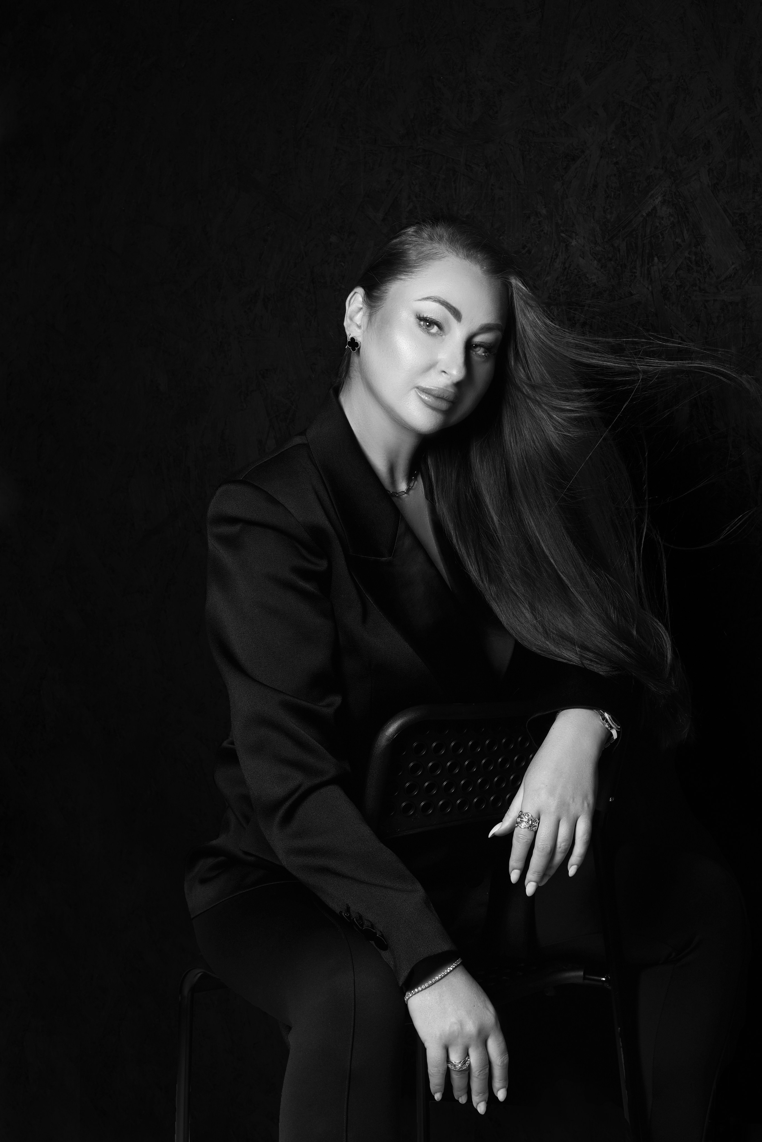 Profesjonalna Sesja Biznesowa i Wizerunkowa – Zdjęcia, które Podkreślą Twój Sukces. Portrait & Fashion Photographer | Сannes, Paris, Monaco, Dubai, Kyiv — - Alisa Postnykova