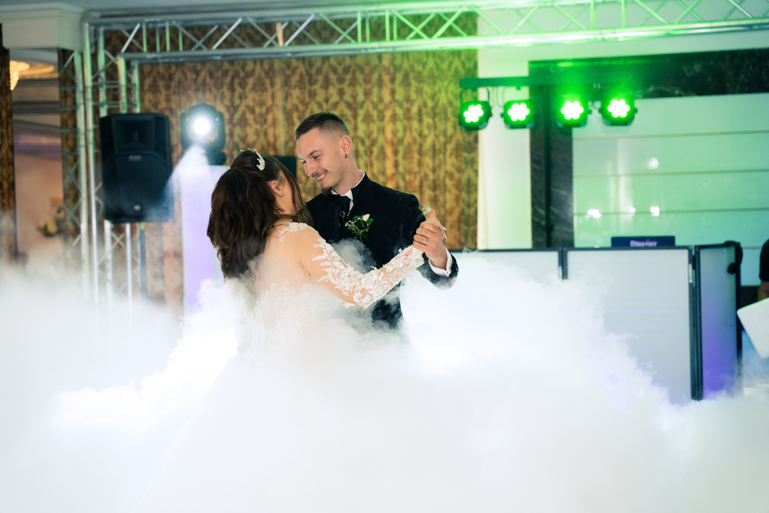 Nunta Teodora & Raul – Fotograf Videograf Emerald Oradea