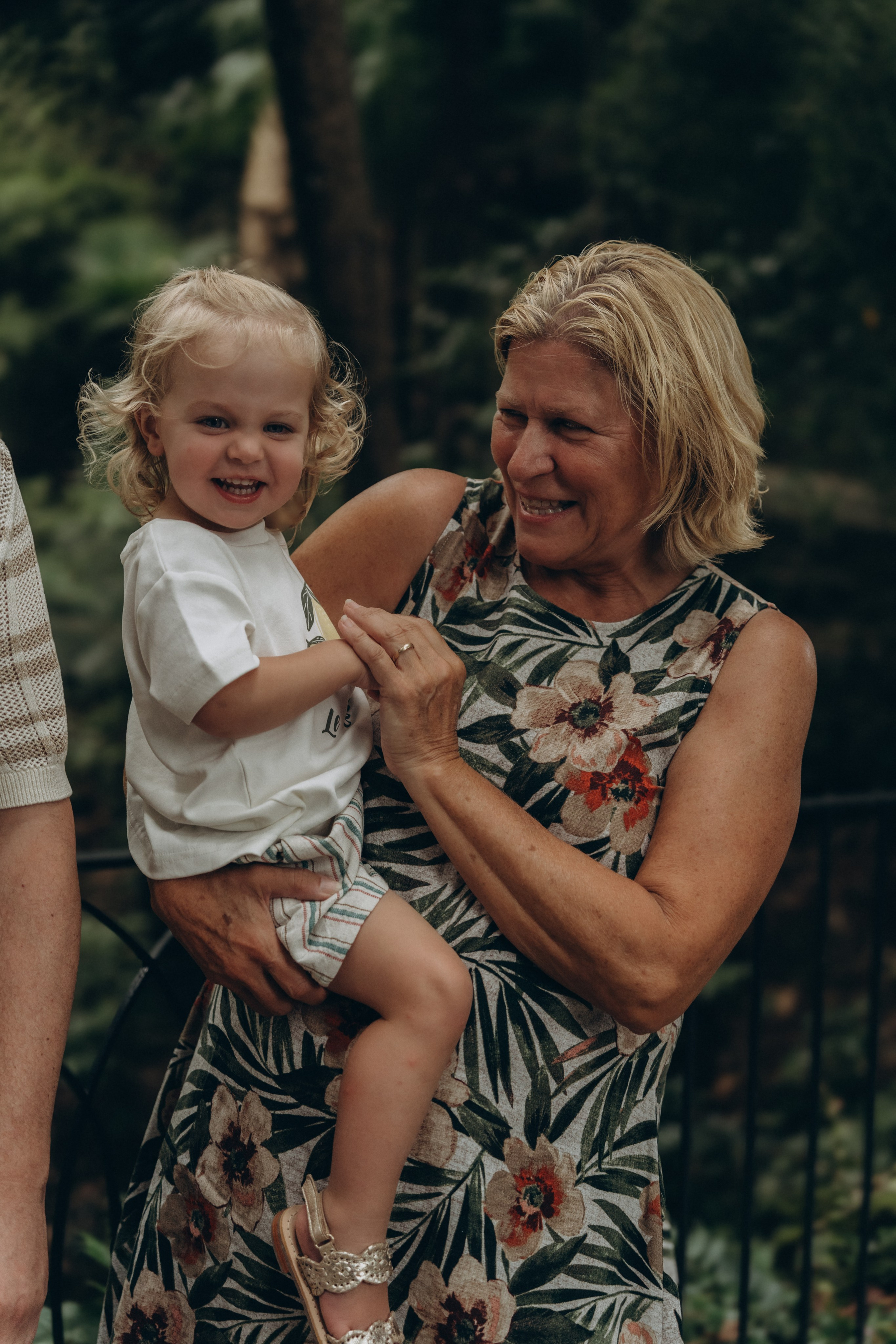 Family moments in Como Lake. PHOTOGRAPHER IN ITALY
