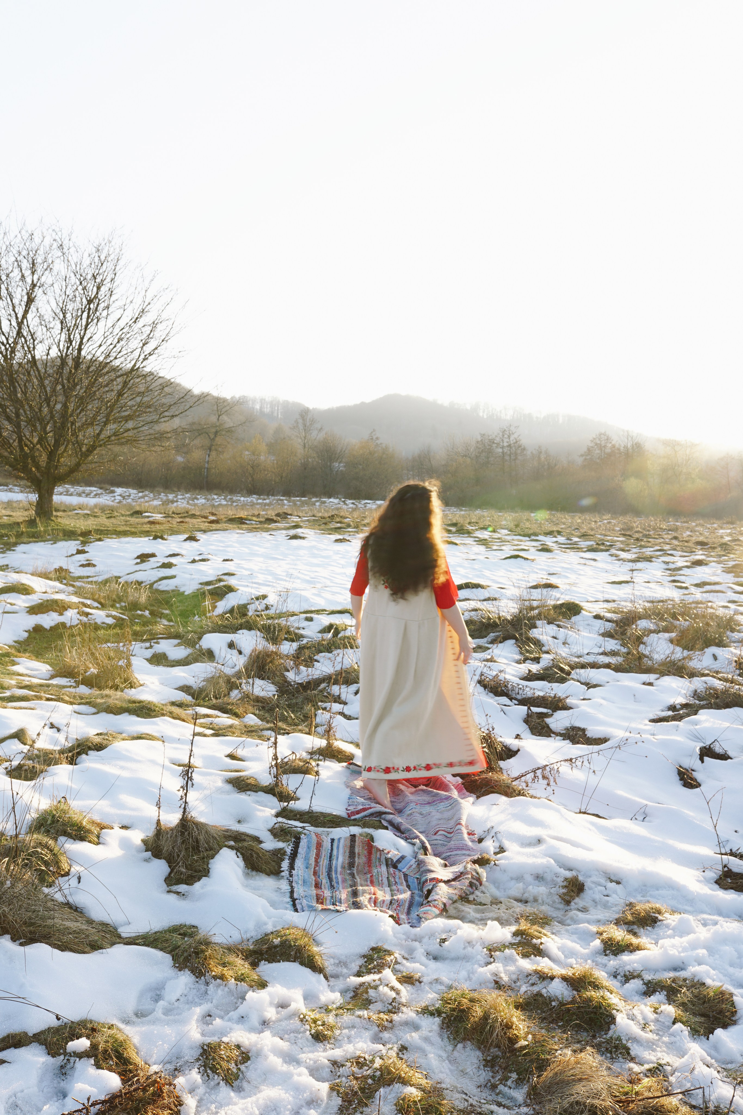 Mărțișorul x Mes Amis: O Poveste de Primăvară | Mădălina Beda. Madalina Beda- Artist vizual, fotograf, doula la nastere, consultant babywearing Brasov si in toata tara
